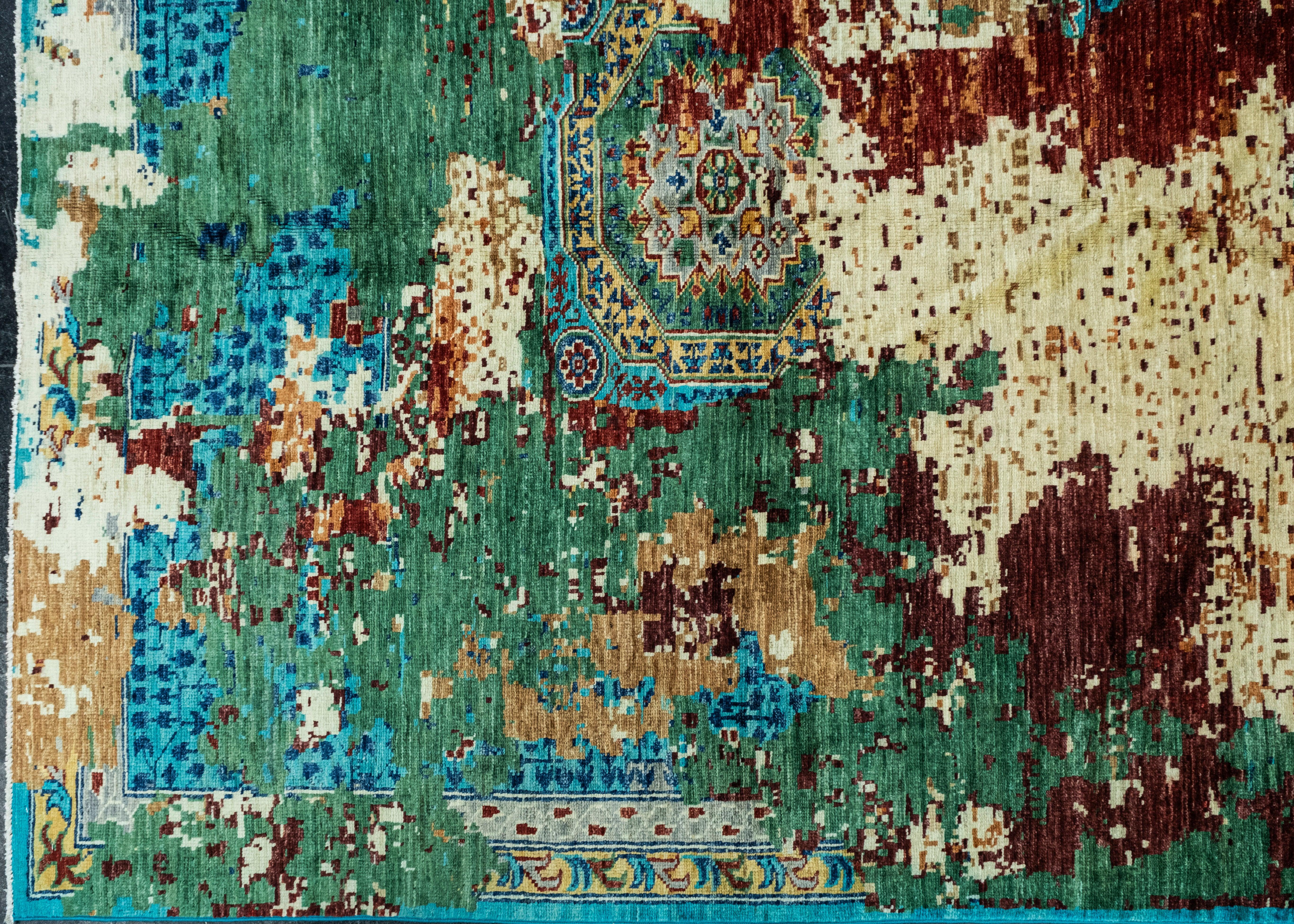 Hand-Knotted Oriental Hand Knotted Rug 9'2