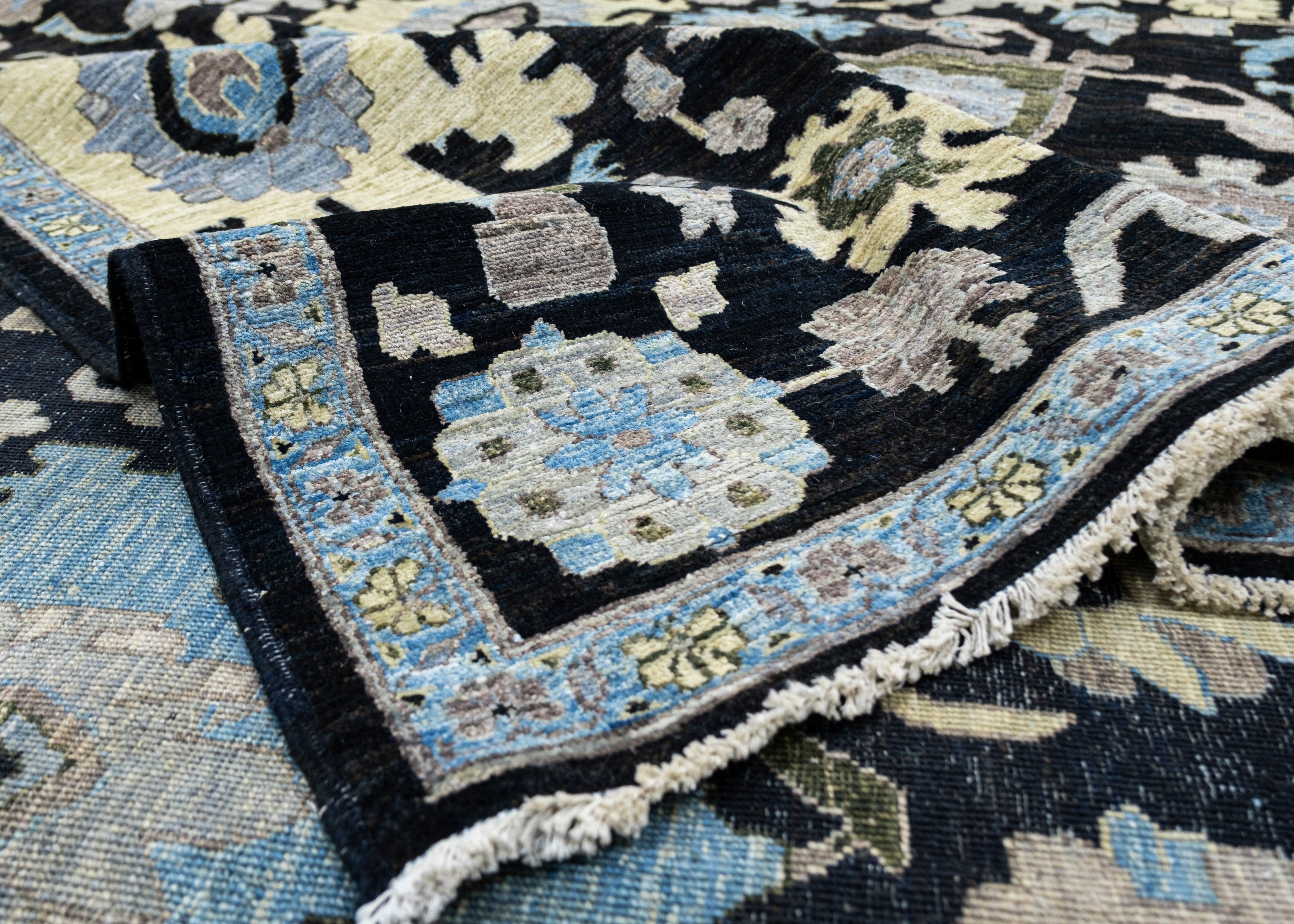 Hand-Knotted Oriental Hand Knotted Rug 9'2