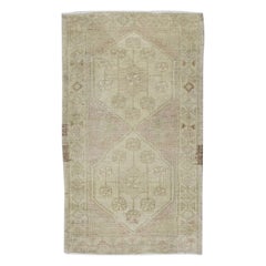 Orientalischer handgeknüpfter türkischer Miniteppich 1'10" x 3'1" #8424