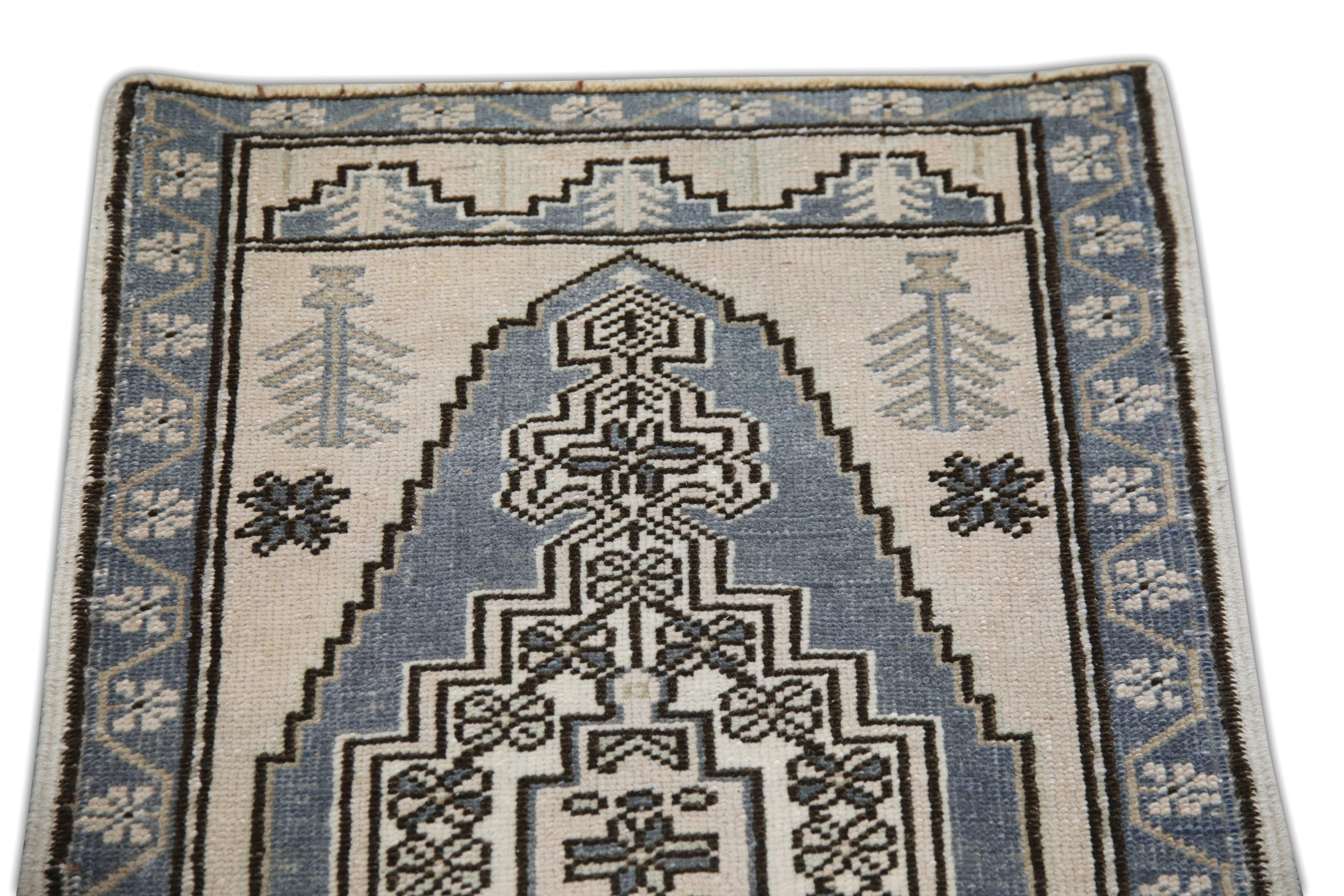 Hand-Knotted Oriental Hand Knotted Turkish Mini Rug 1'11