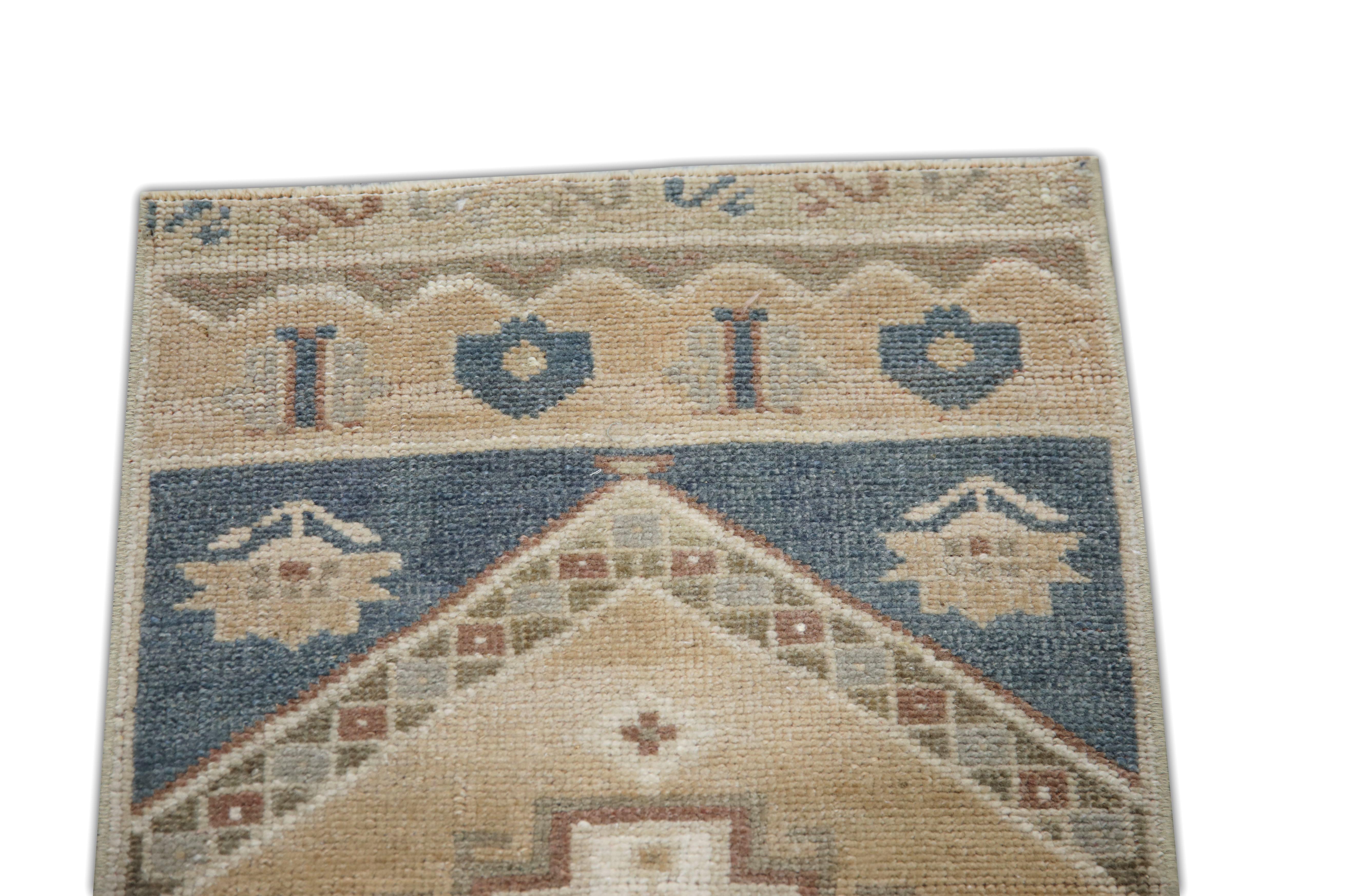 Hand-Knotted Oriental Hand Knotted Turkish Mini Rug 1'5