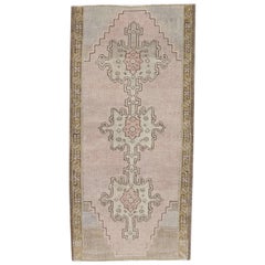 Orientalischer handgeknüpfter türkischer Miniteppich 1'6" x 3'2" #11