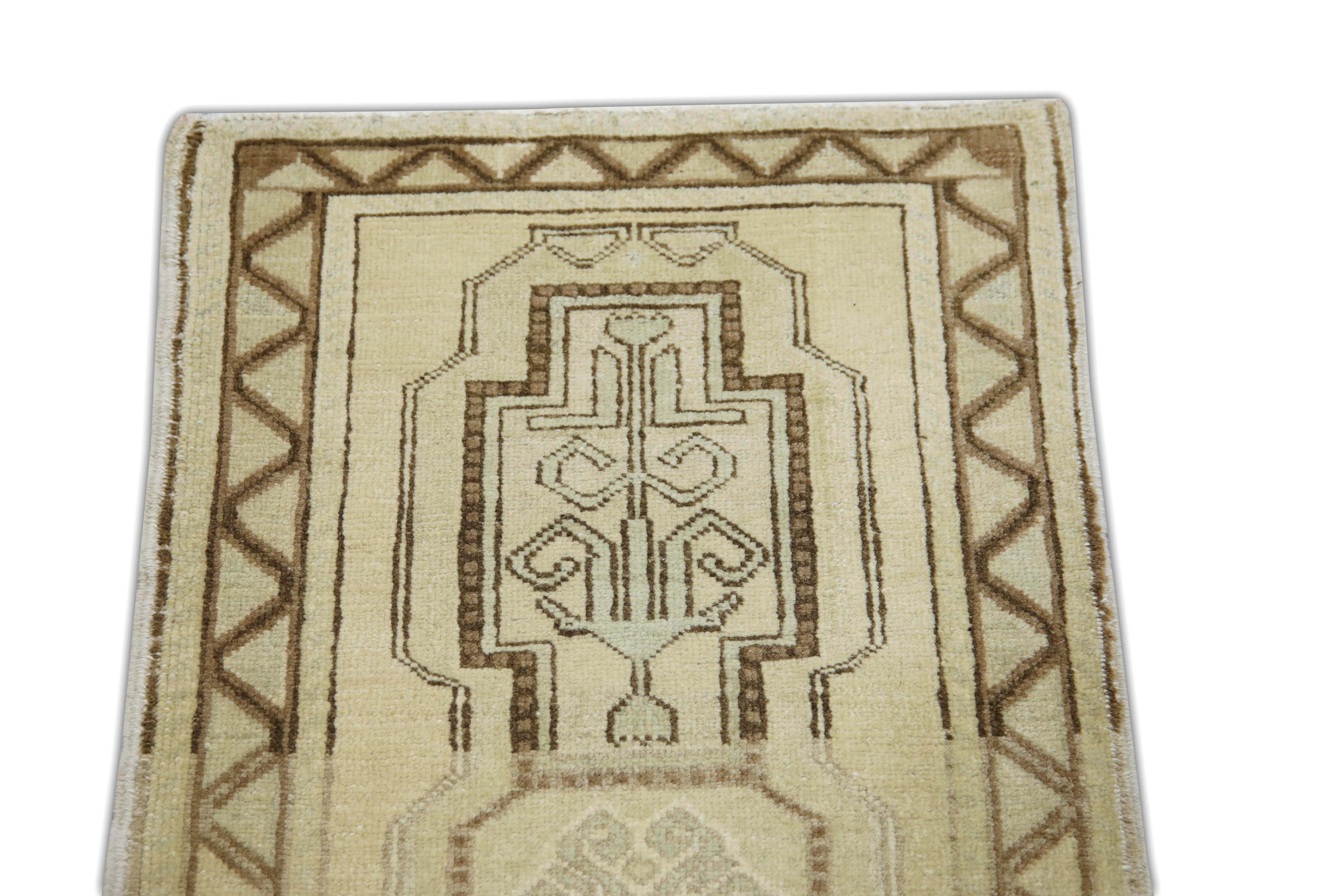 Hand-Knotted Oriental Hand Knotted Turkish Mini Rug 1'8