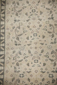 Orientalischer handgeknüpfter türkischer Miniteppich 1'9" x 3' #65