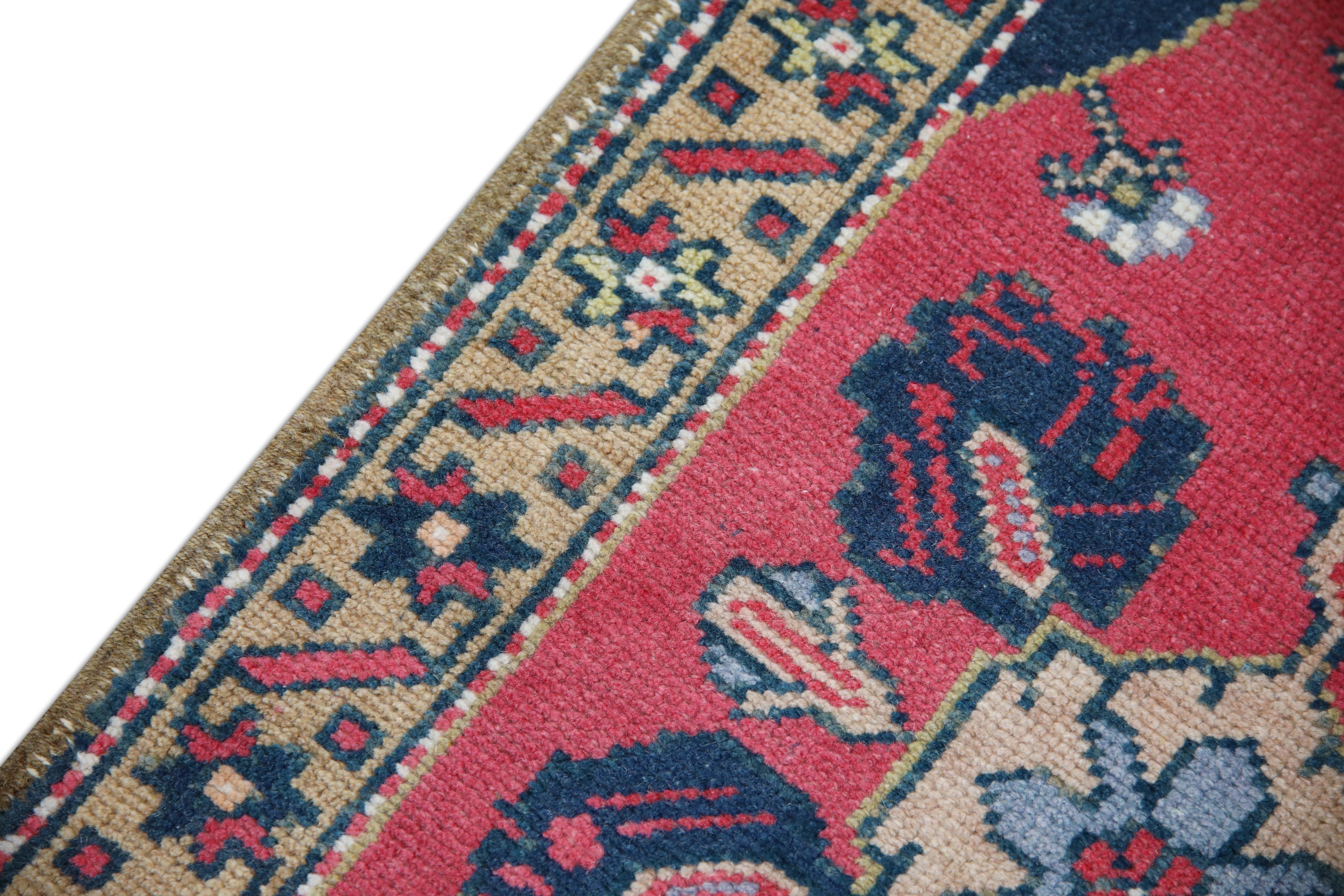 Hand-Knotted Oriental Hand Knotted Turkish Rug 1'9