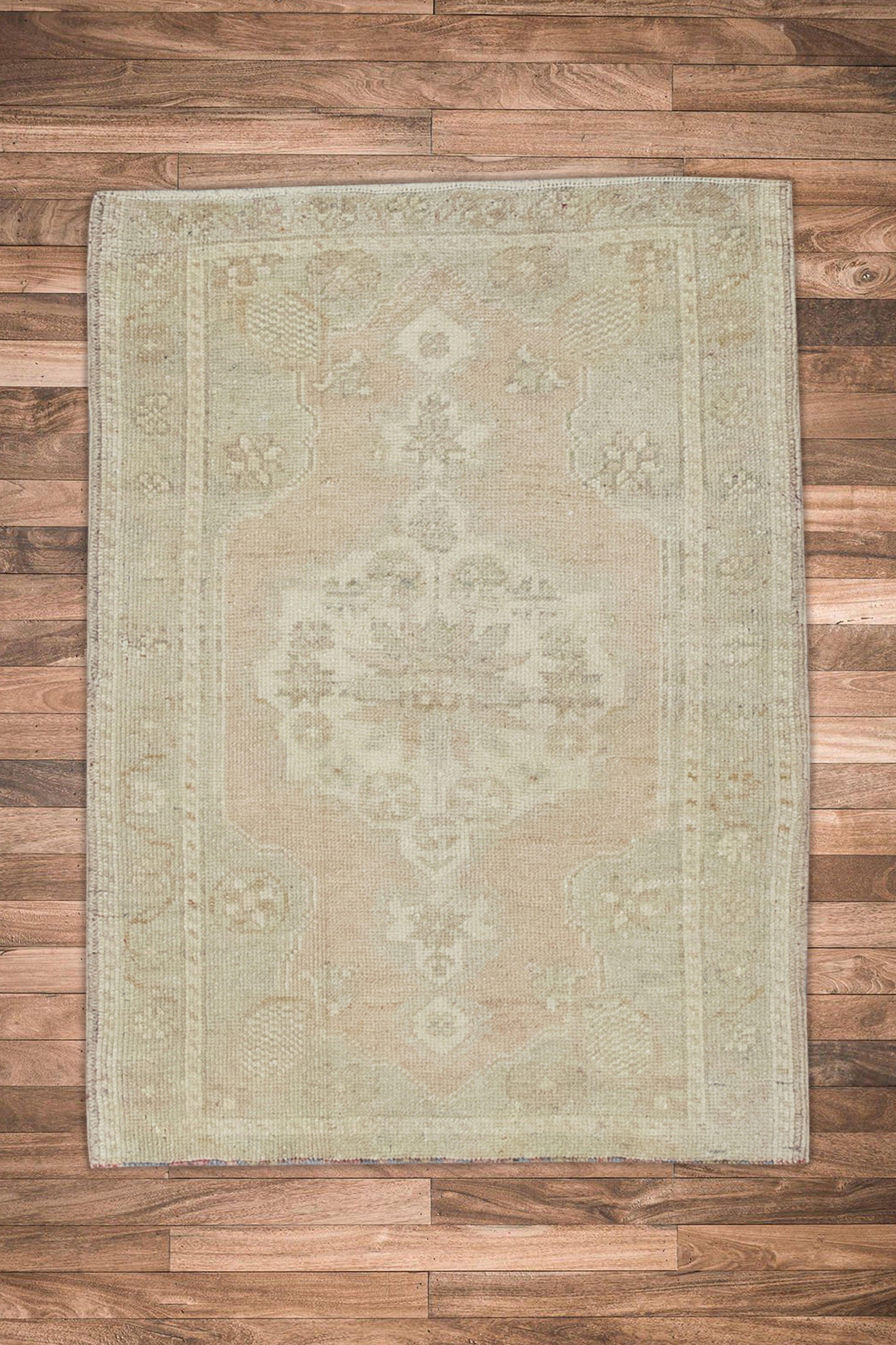 Oriental Hand Knotted Vintage Turkish Mini Rug 1'1