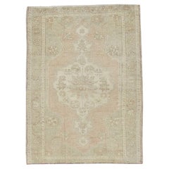 Orientalischer handgeknüpfter türkischer Vintage-Miniteppich 1'1" x 2'6" #8415