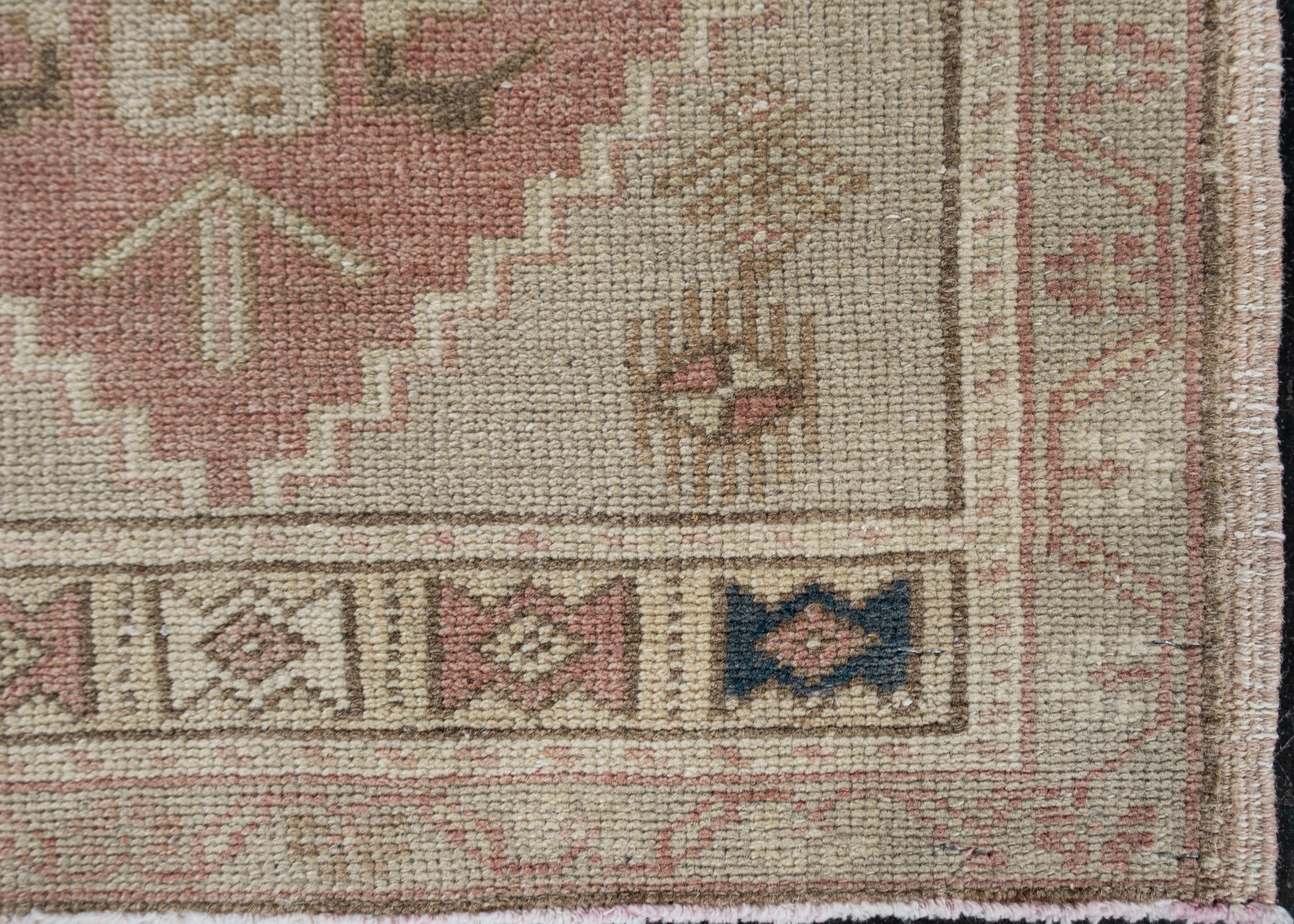 Noué à la main Mini tapis turc vintage noué à la main 1'10