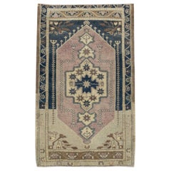 Orientalischer handgeknüpfter türkischer Vintage-Miniteppich 1'10" x 3' #8538, handgeknüpft