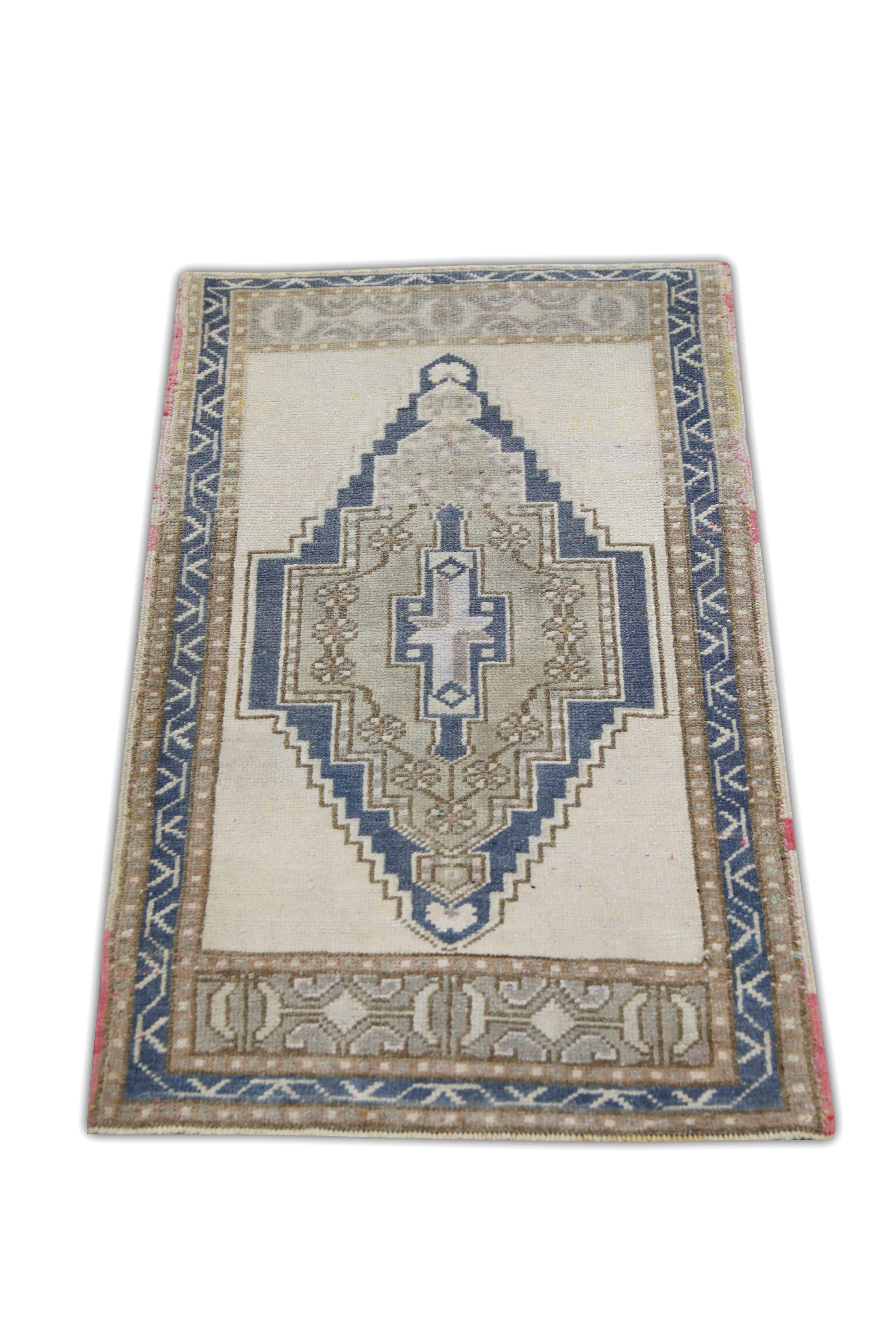 Orientalischer handgeknüpfter türkischer Vintage-Miniteppich 1'10