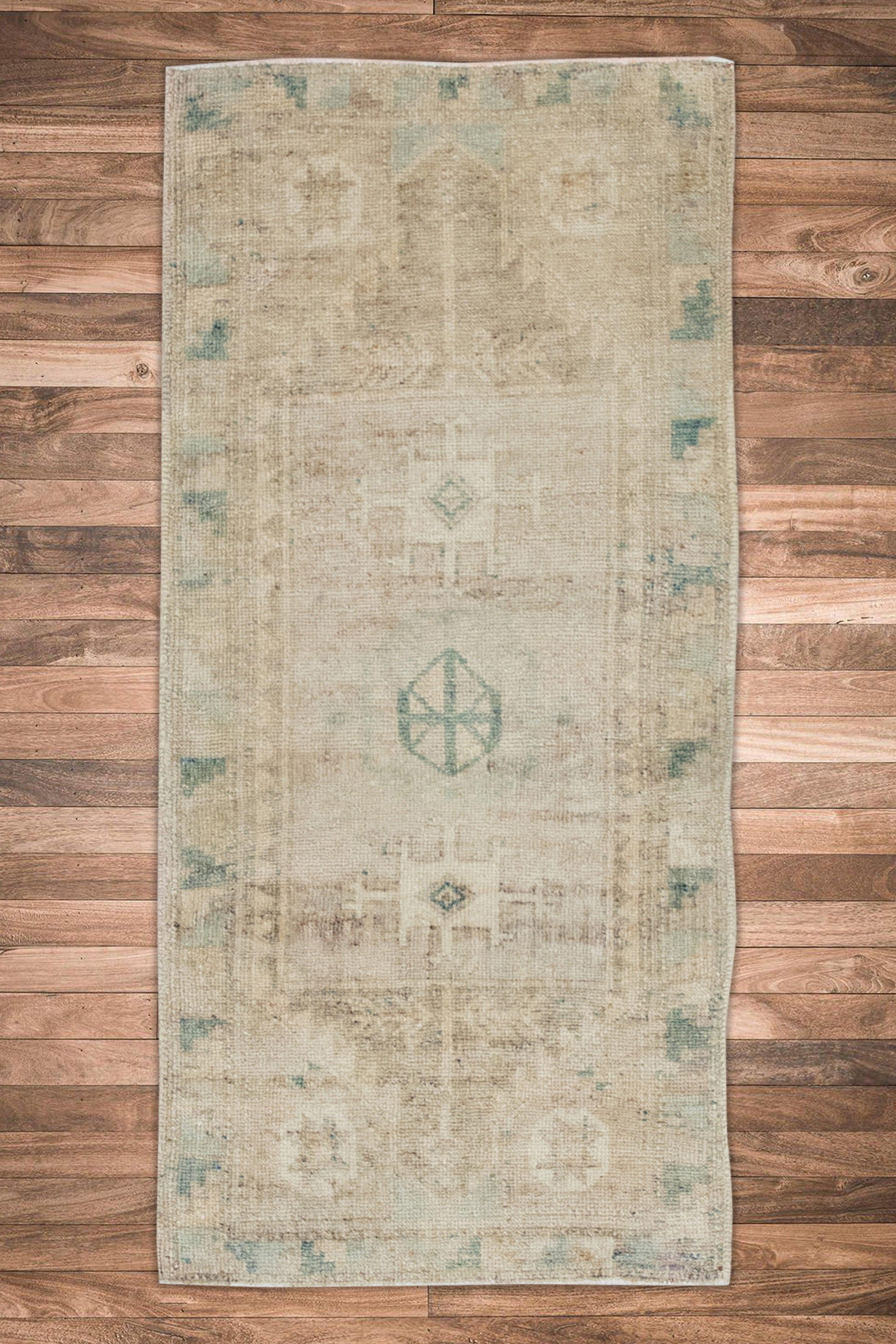 Mini Alfombra Turca Vintage Oriental Anudada a Mano 1'10