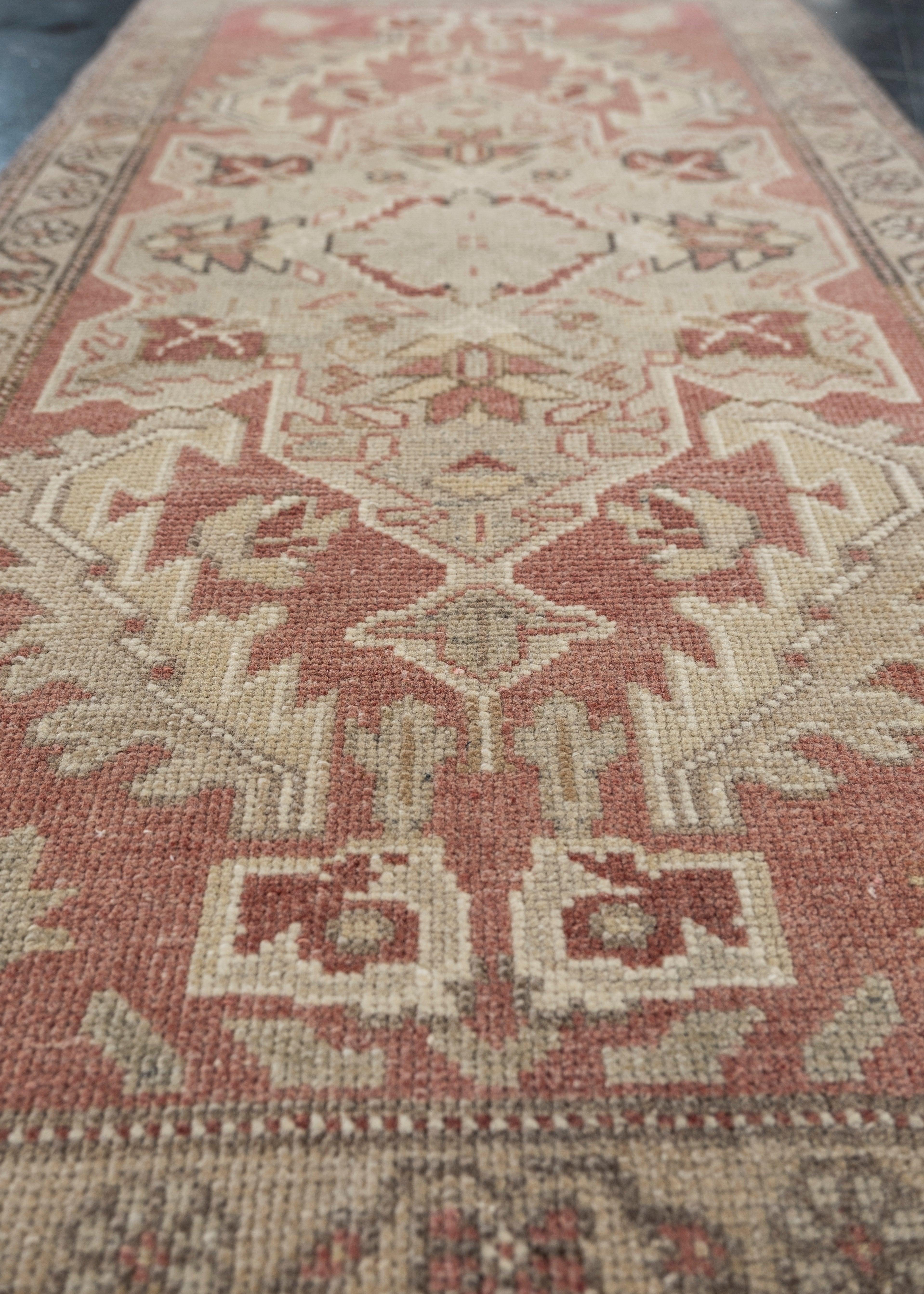 Turc Mini tapis turc vintage noué à la main 1'10