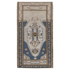 Orientalischer handgeknüpfter türkischer Vintage-Miniteppich 1'10" x 3'4" #15