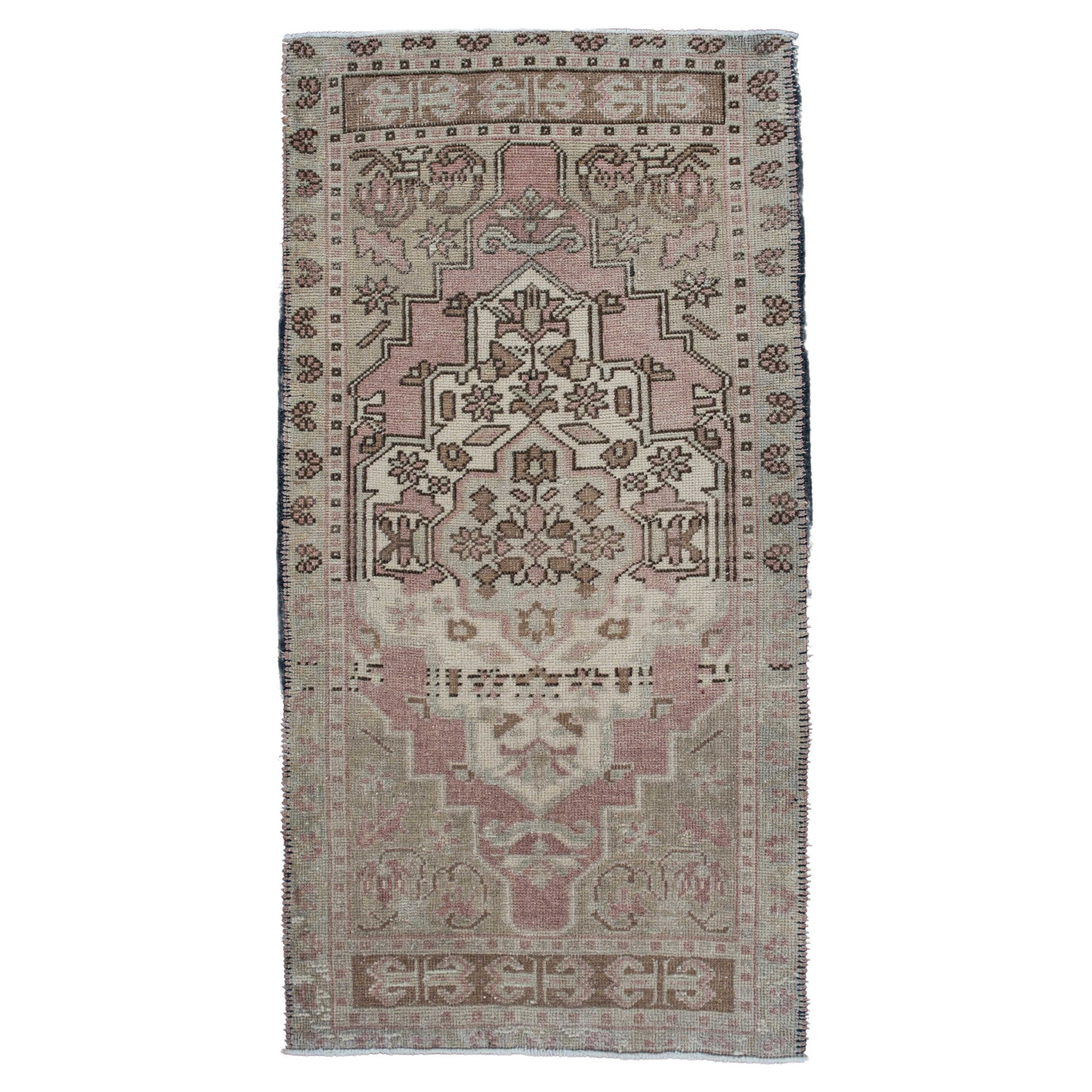 Orientalischer handgeknüpfter türkischer Vintage-Miniteppich 1'11" x 3'8" #1006