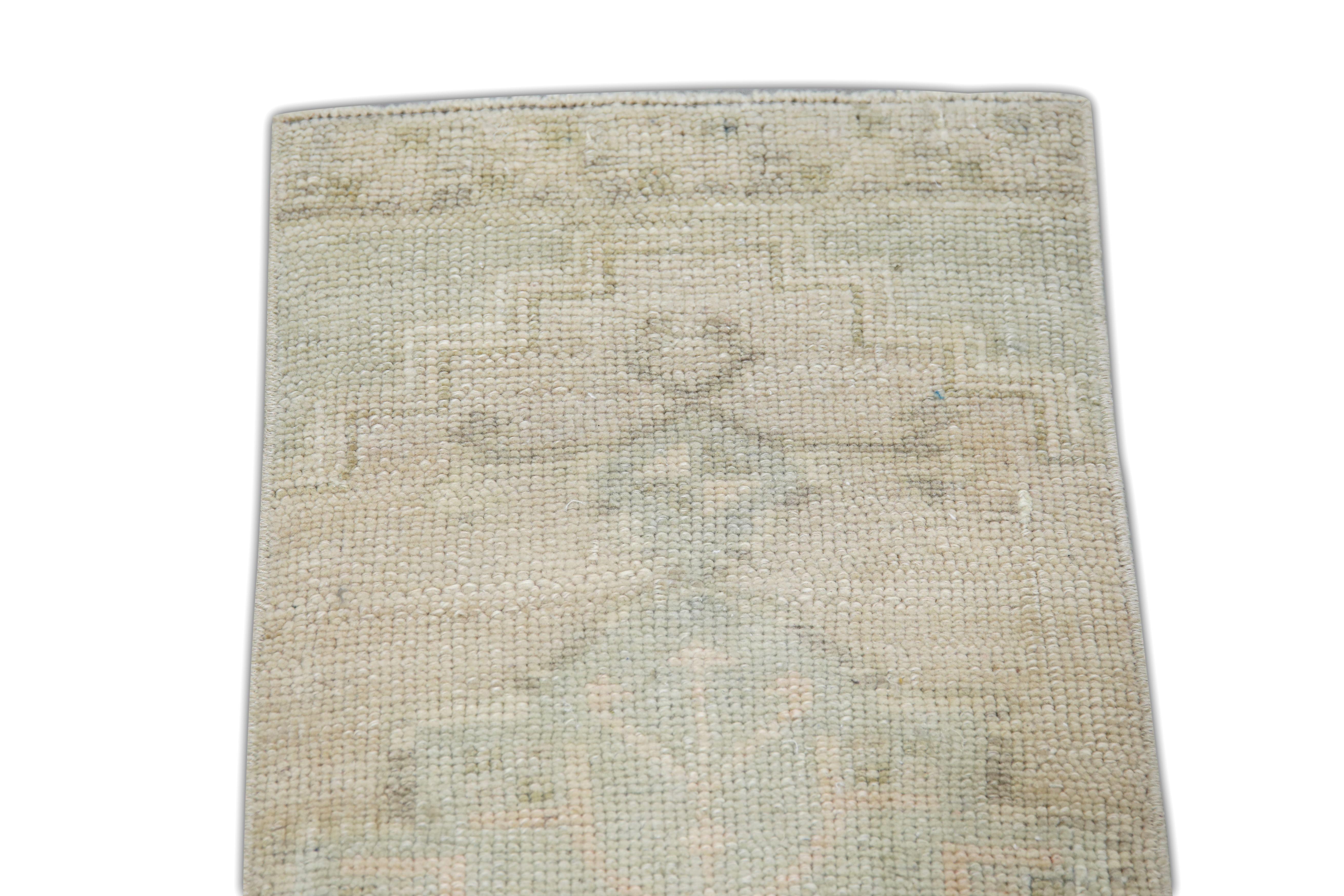 Oriental Hand Knotted Vintage Turkish Mini Rug 1'2