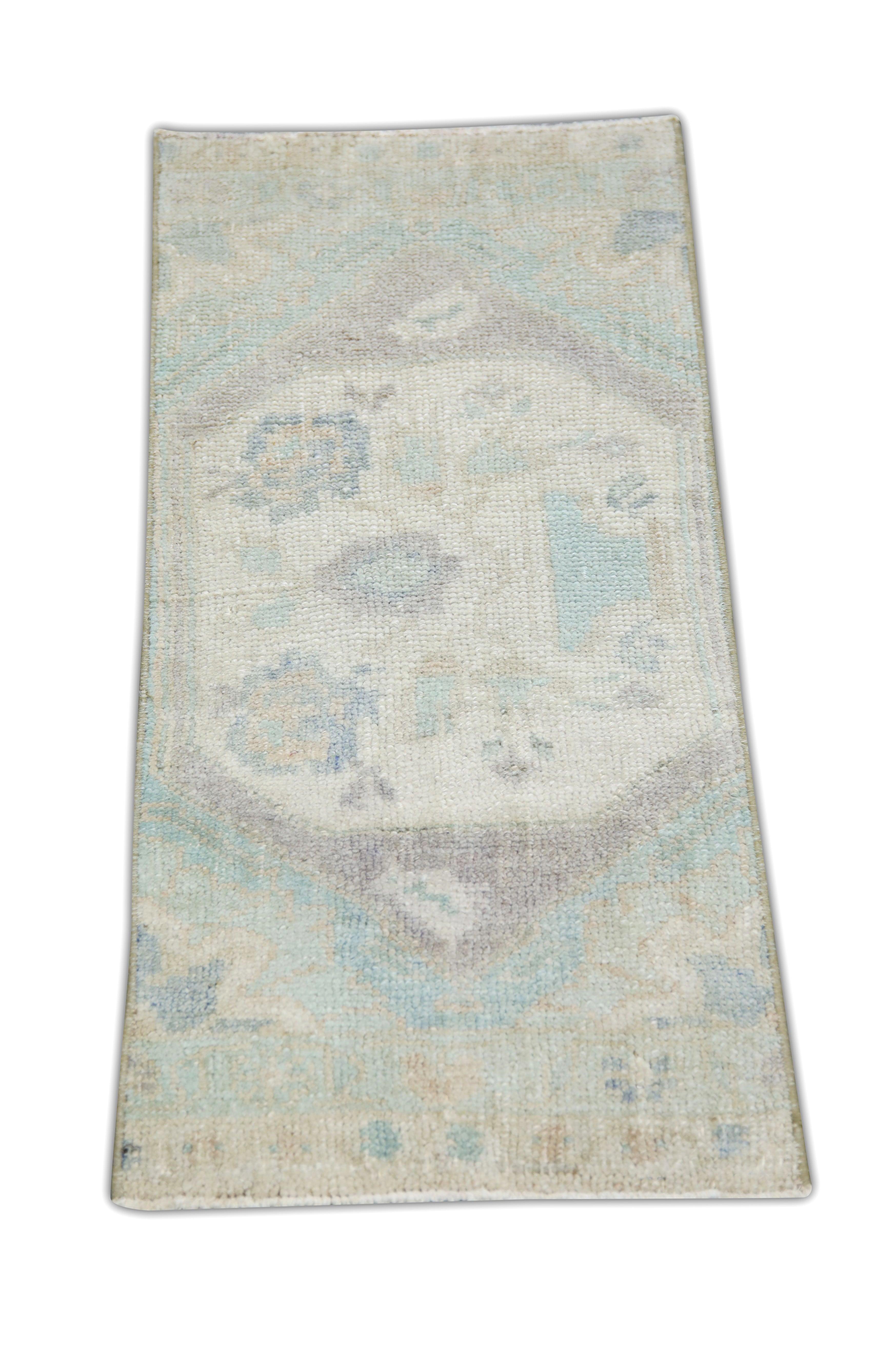 Oriental Hand Knotted Vintage Turkish Mini Rug 1'3