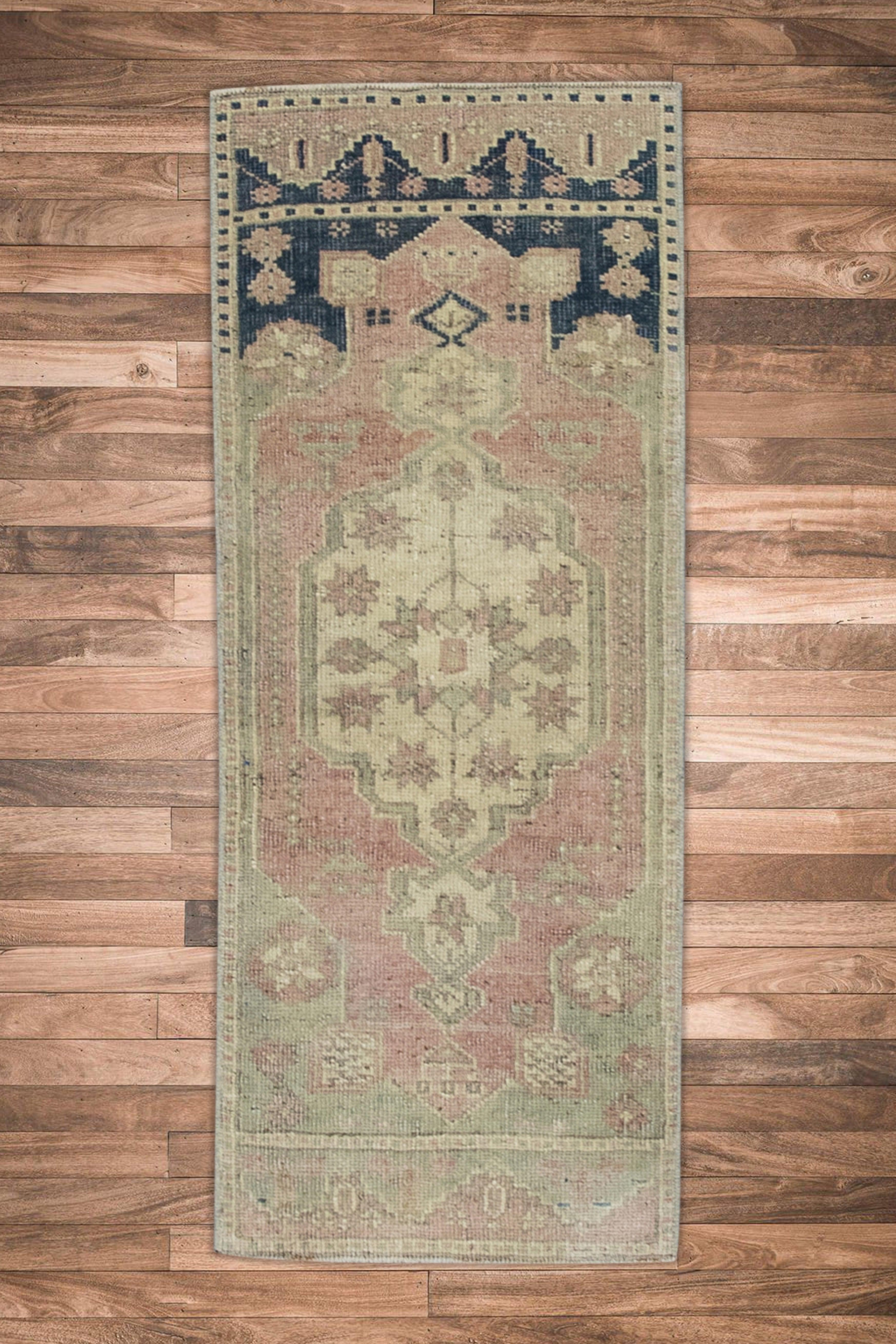 Mini Alfombra Turca Vintage Oriental Anudada a Mano 1'3