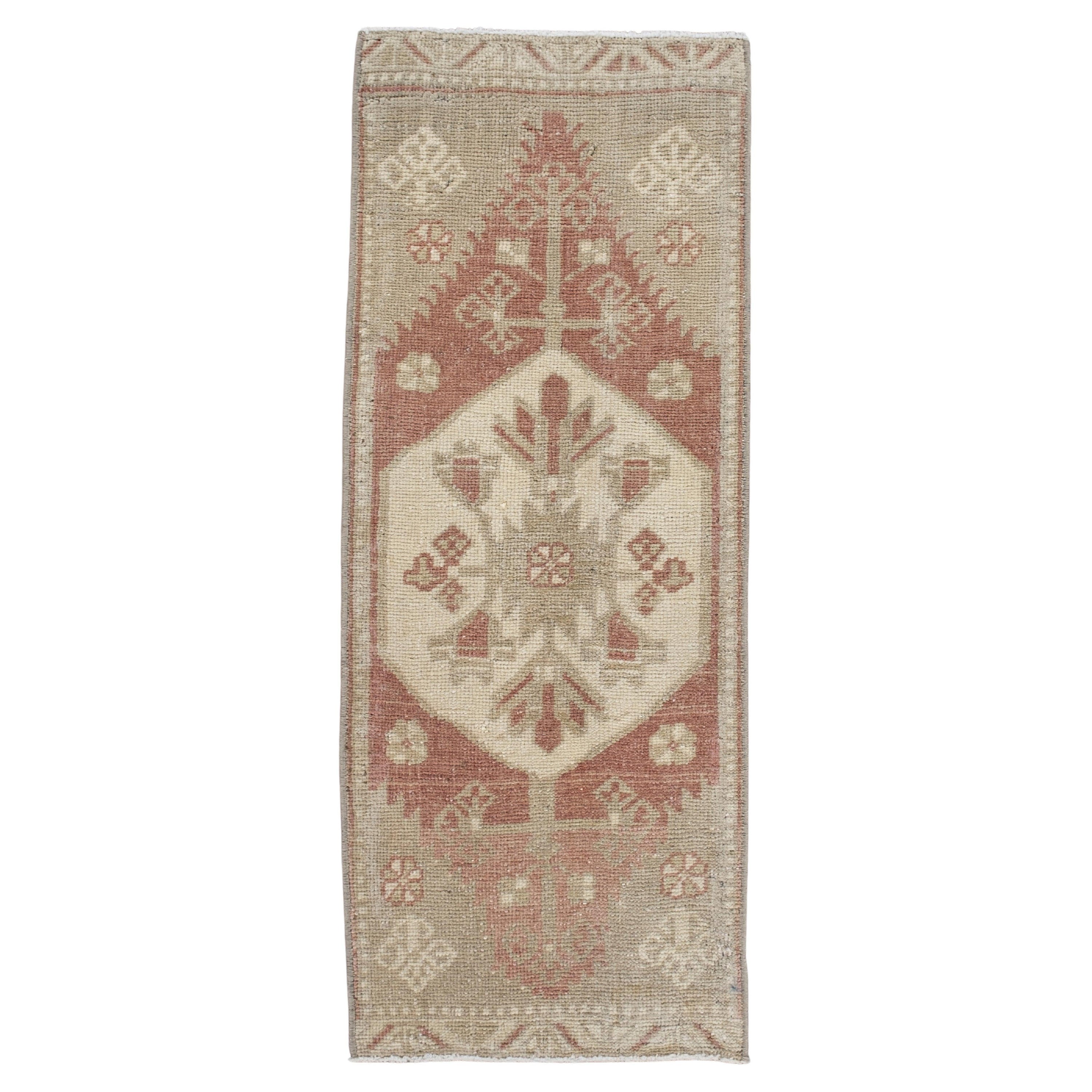 Orientalischer handgeknüpfter türkischer Vintage-Miniteppich 1'3" x 3'2" #10521