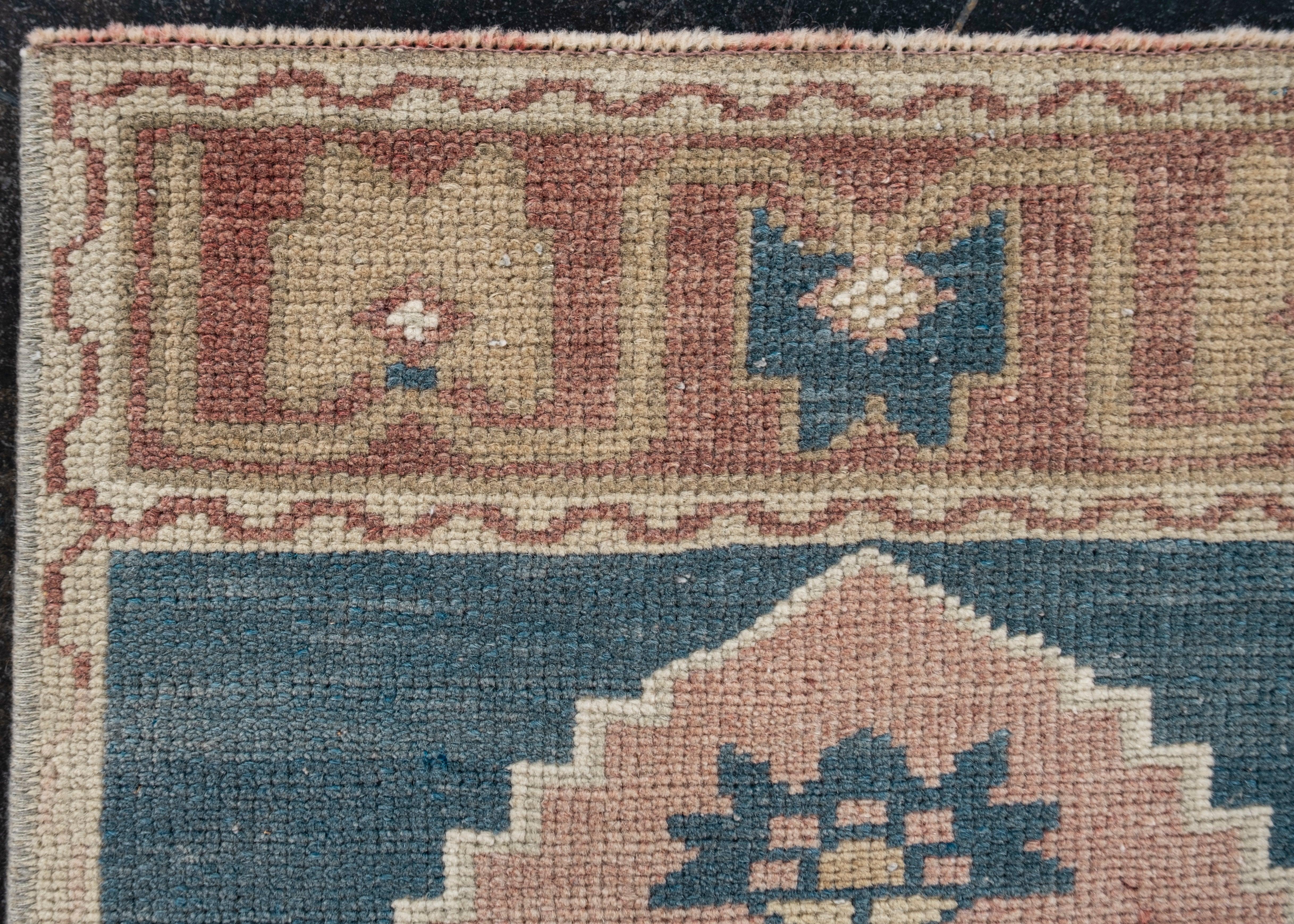 Orientalischer handgeknüpfter türkischer Vintage-Miniteppich 1'5