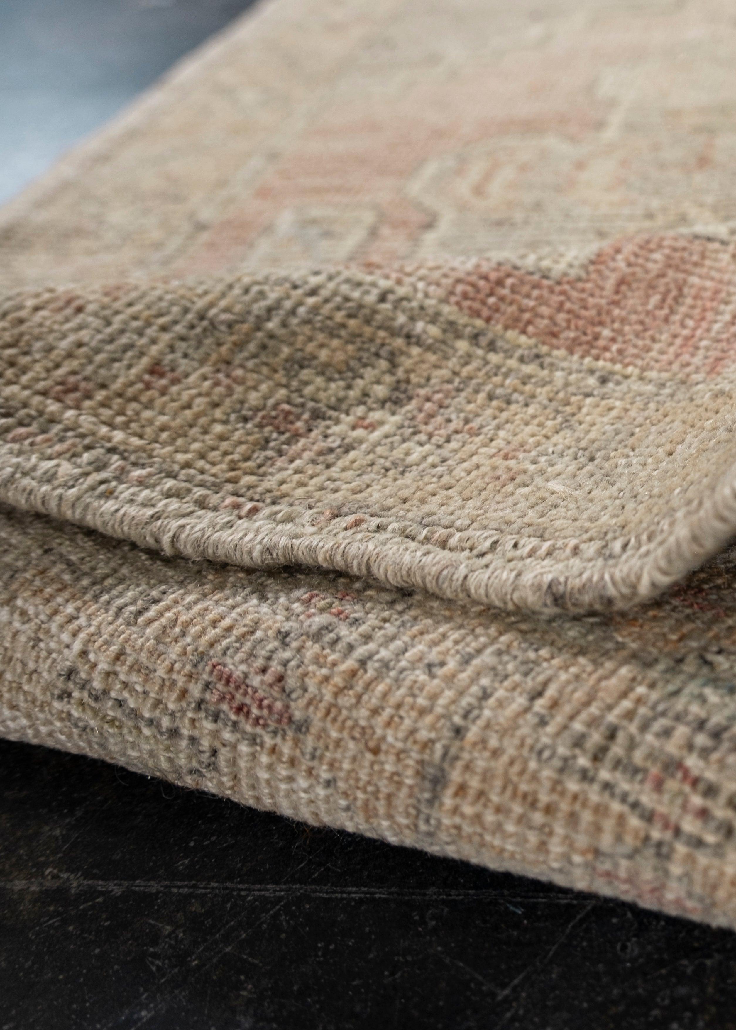 Contemporary Oriental Hand Knotted Vintage Turkish Mini Rug 1'5
