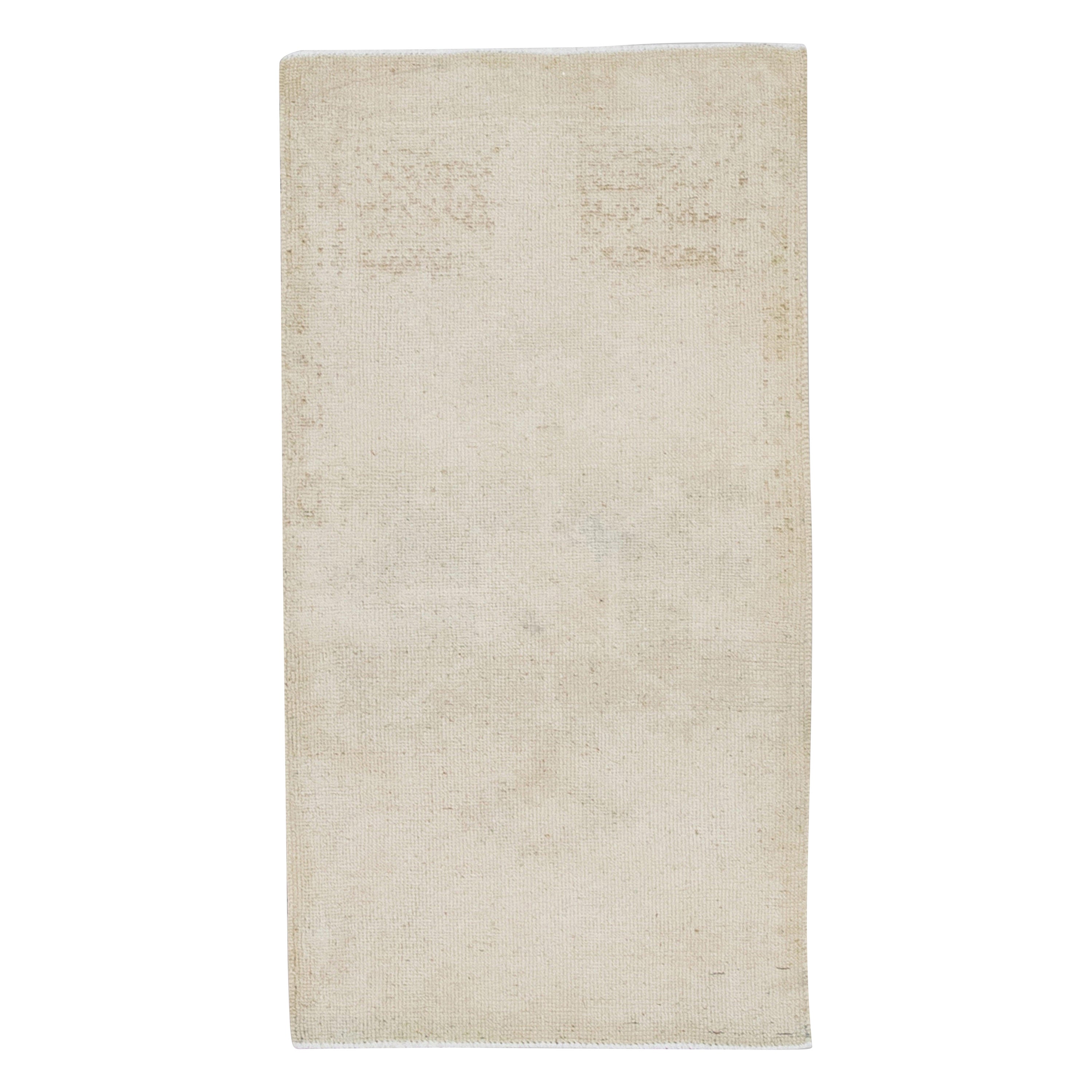 Orientalischer handgeknüpfter türkischer Vintage-Miniteppich 1'6" x 2'10" #8830 im Angebot