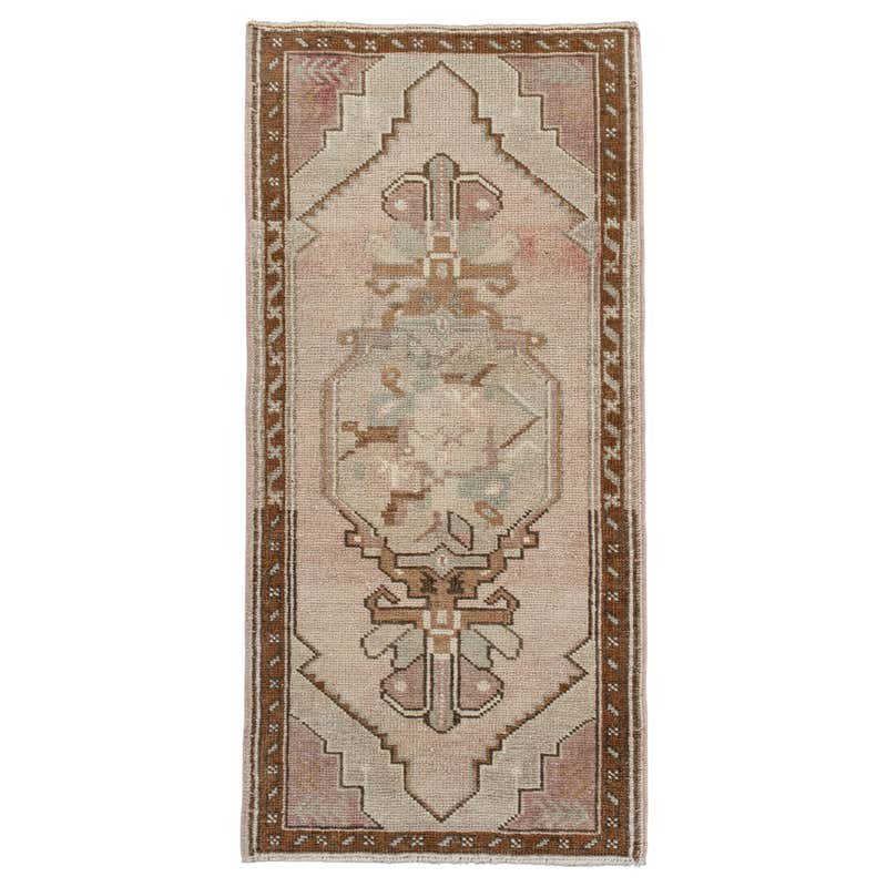 Oriental Hand Knotted Vintage Turkish Mini Rug 1'8