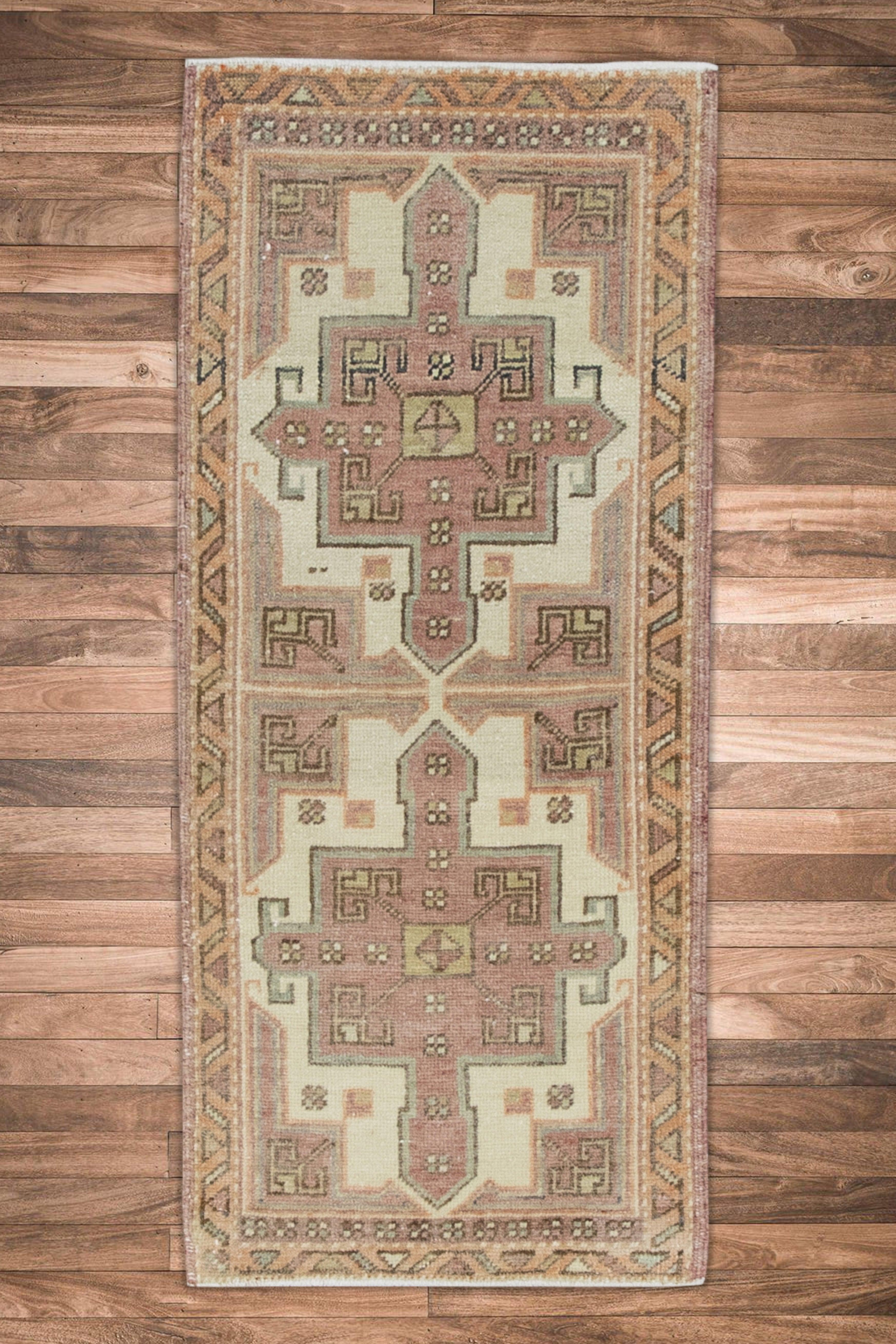 Oriental Hand Knotted Vintage Turkish Mini Rug 1'6