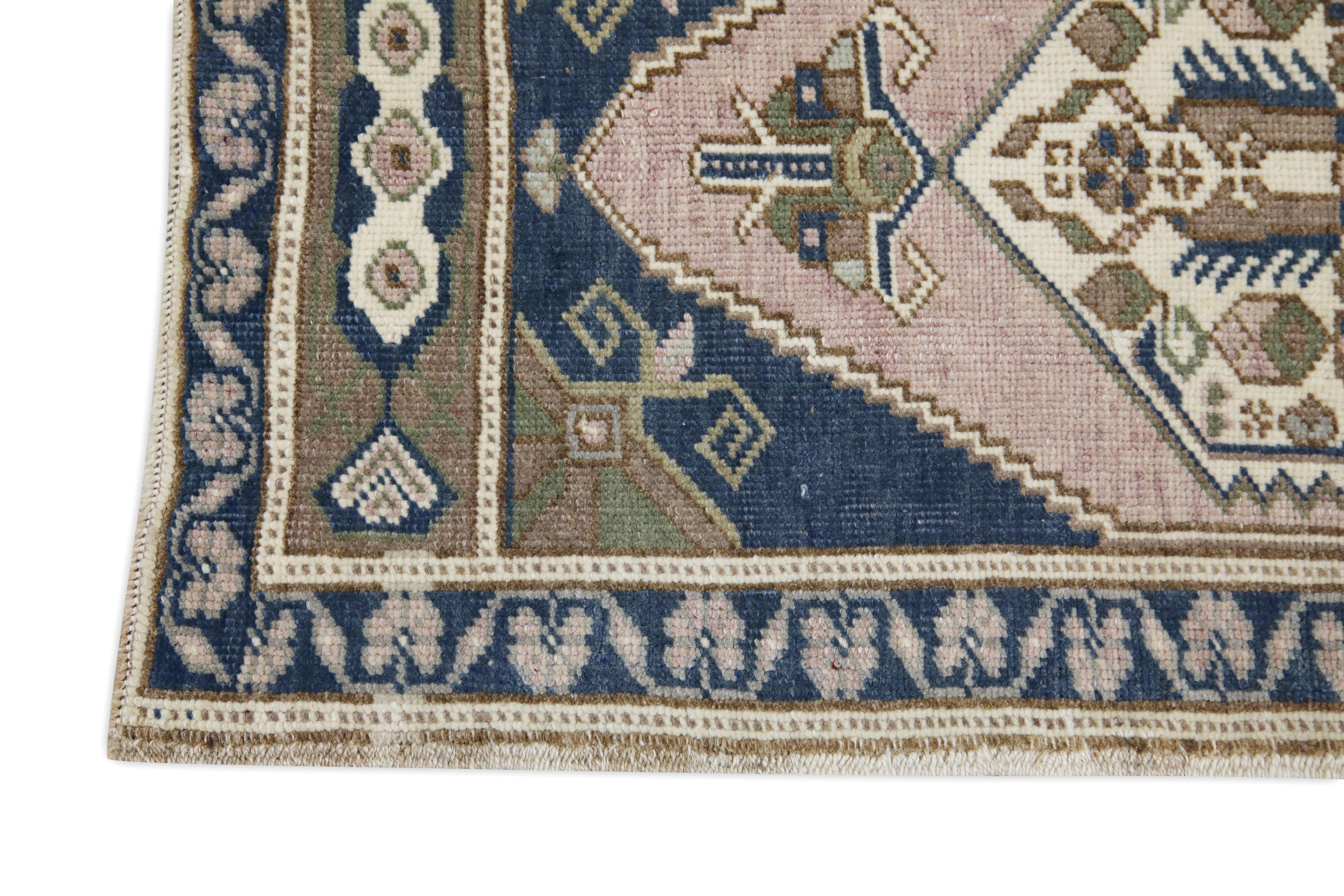 Orientalischer handgeknüpfter türkischer Vintage-Miniteppich 1'6