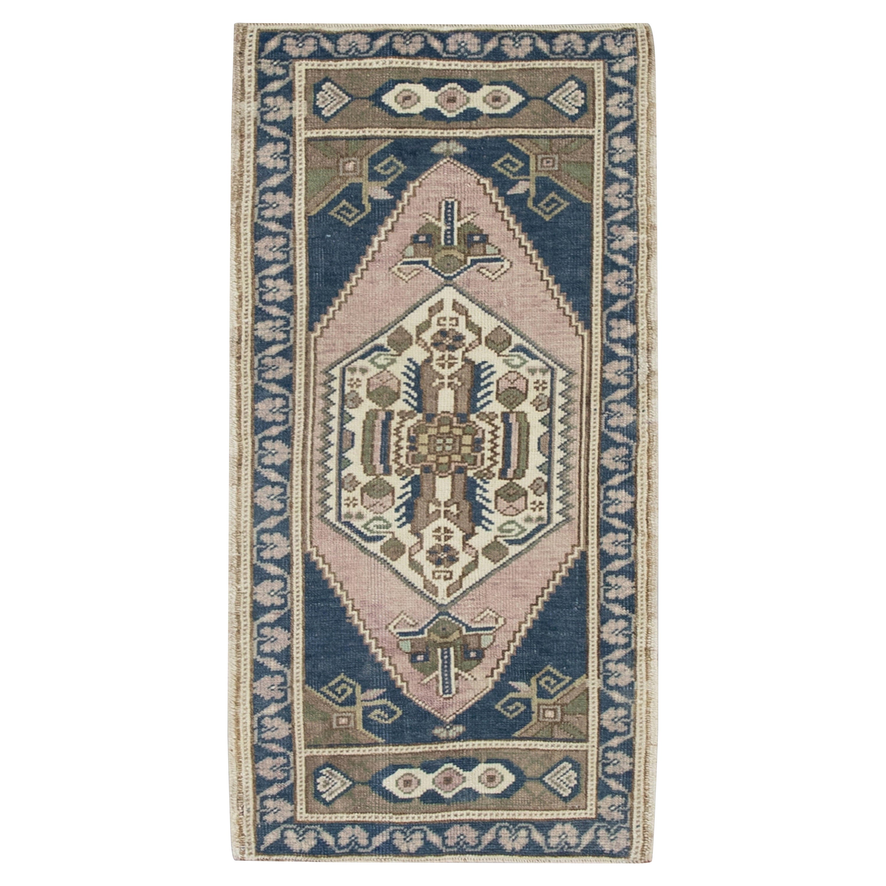 Orientalischer handgeknüpfter türkischer Vintage-Miniteppich 1'6" x 3'3" #8814