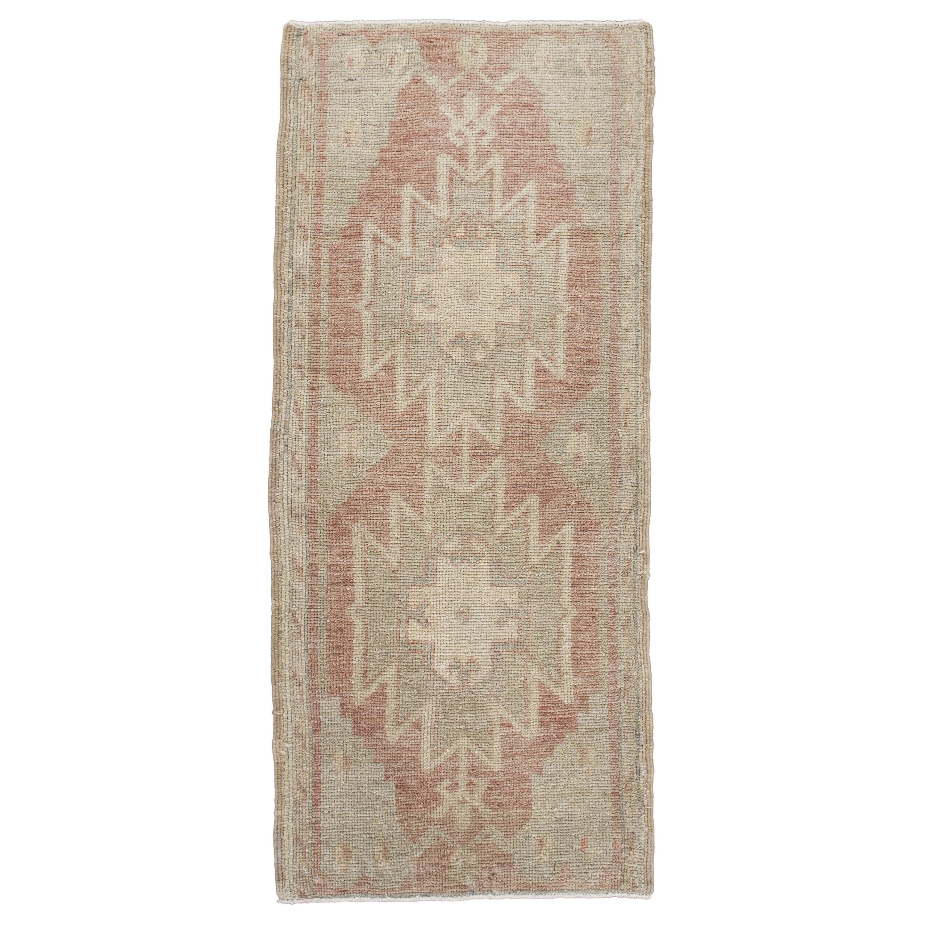 Orientalischer handgeknüpfter türkischer Vintage-Miniteppich 1'6" x 3'5" #10079