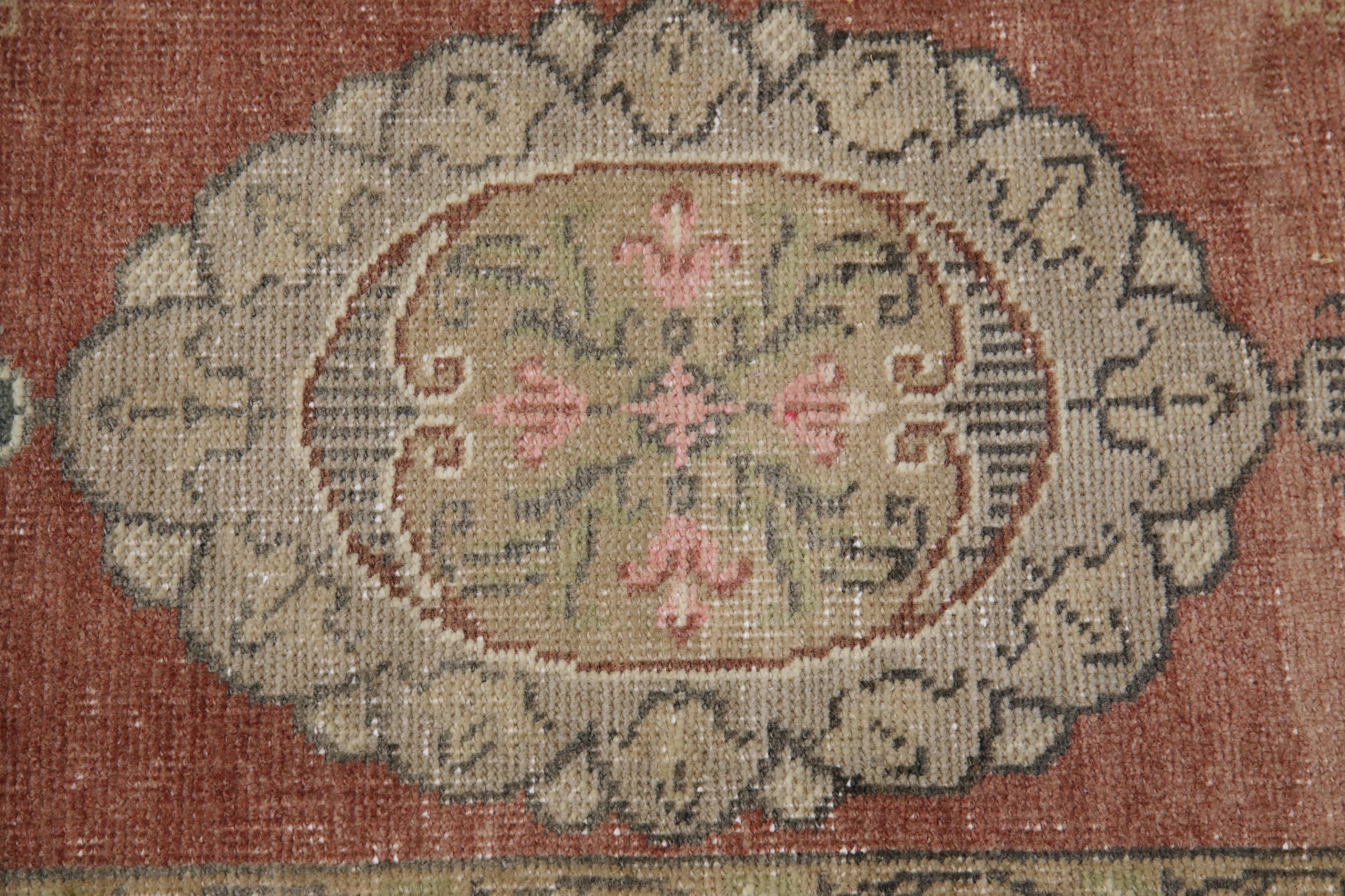 Oriental Hand Knotted Vintage Turkish Mini Rug 1'7