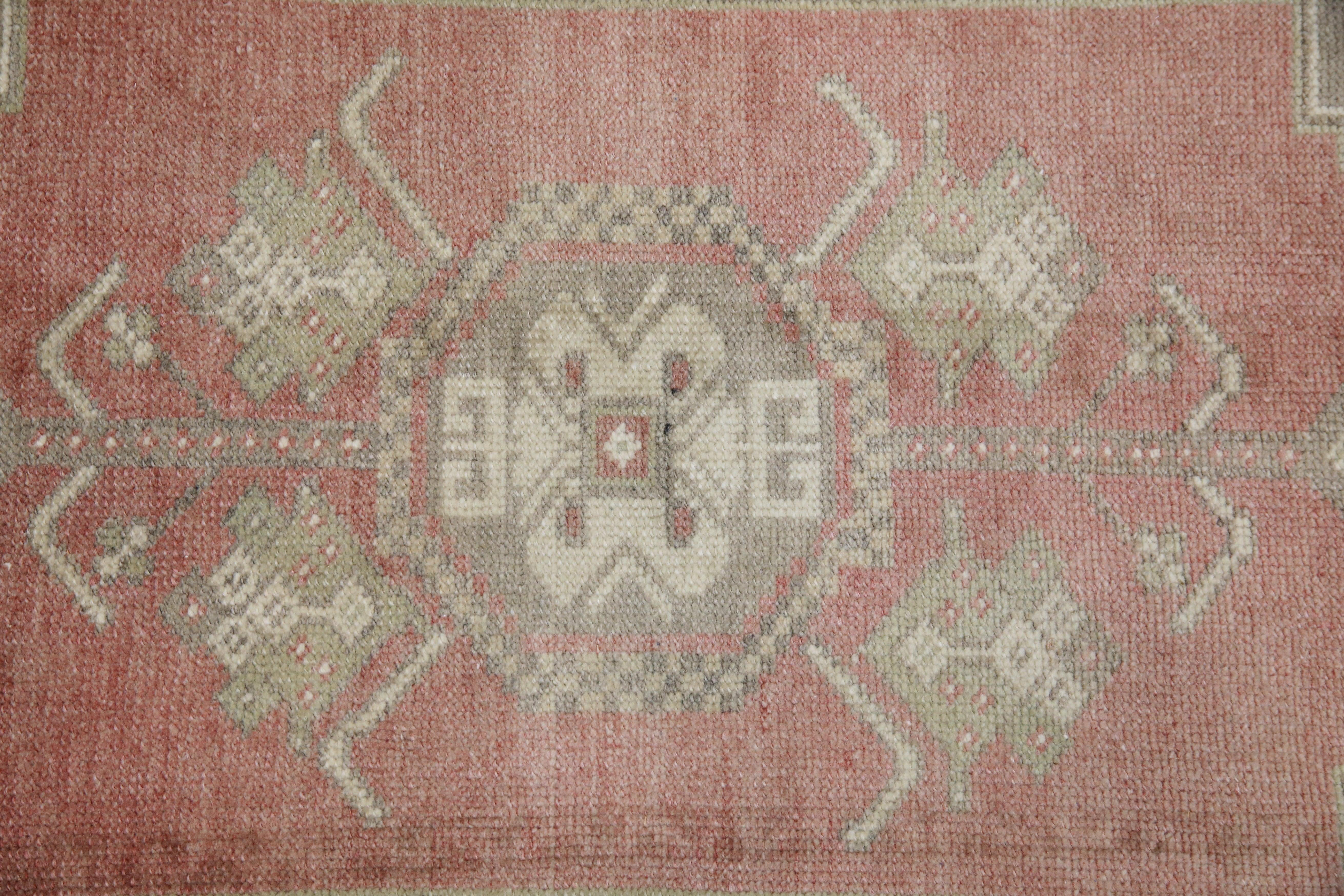 Oriental Hand Knotted Vintage Turkish Mini Rug 1'7