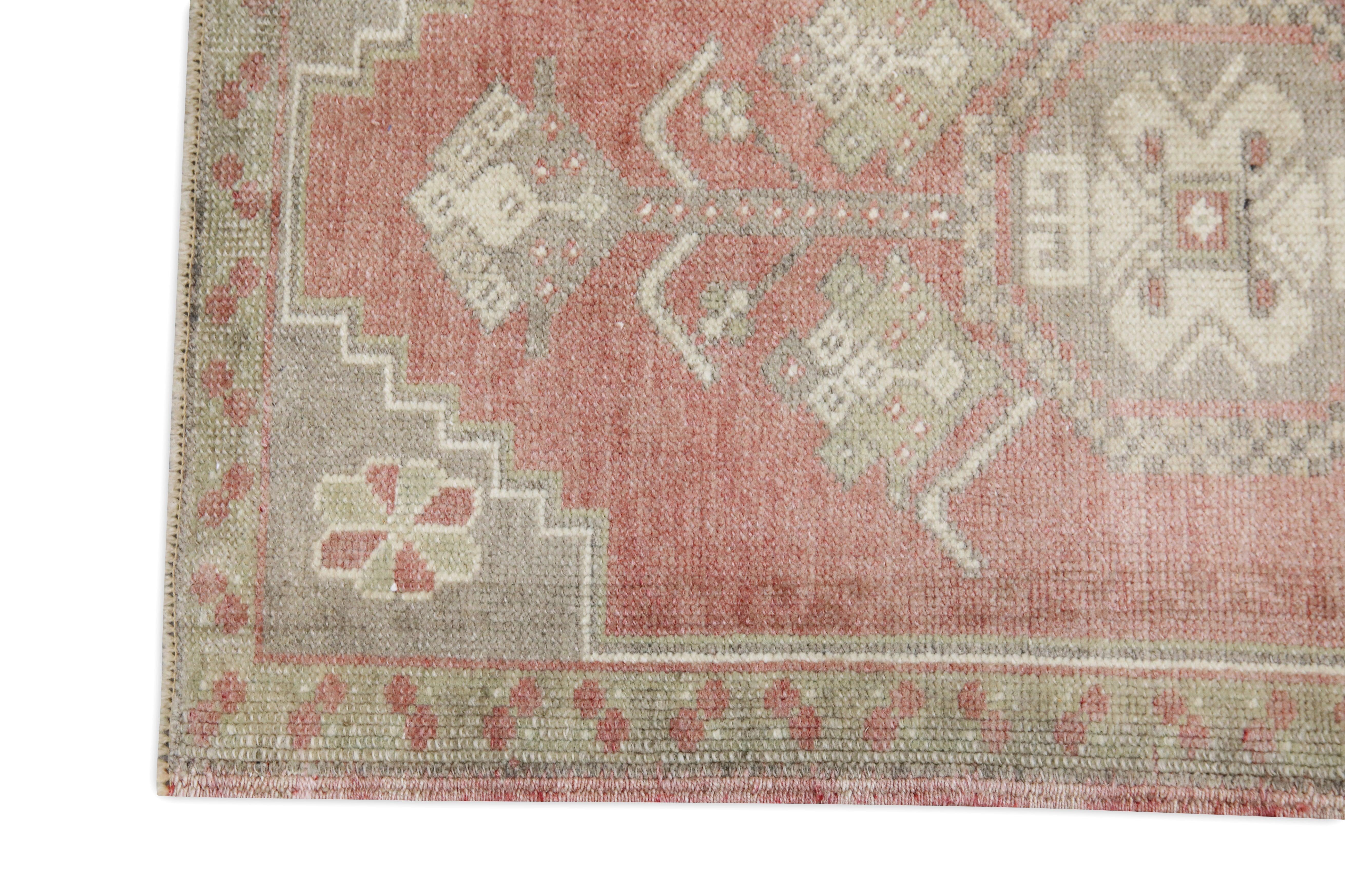 Hand-Knotted Oriental Hand Knotted Vintage Turkish Mini Rug 1'7