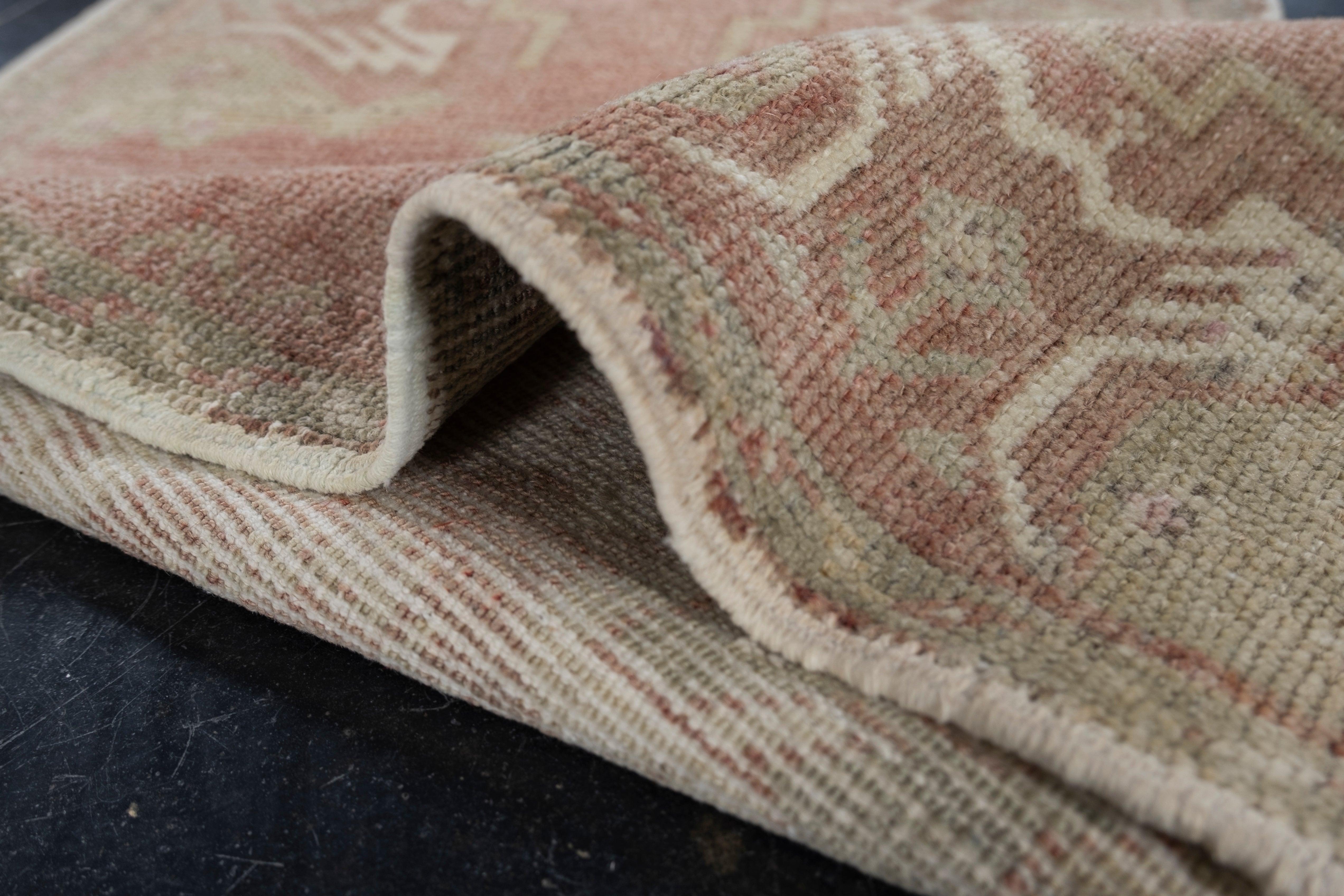 Oriental Hand Knots Rugs Vintage Turkish Mini Rug 1'7