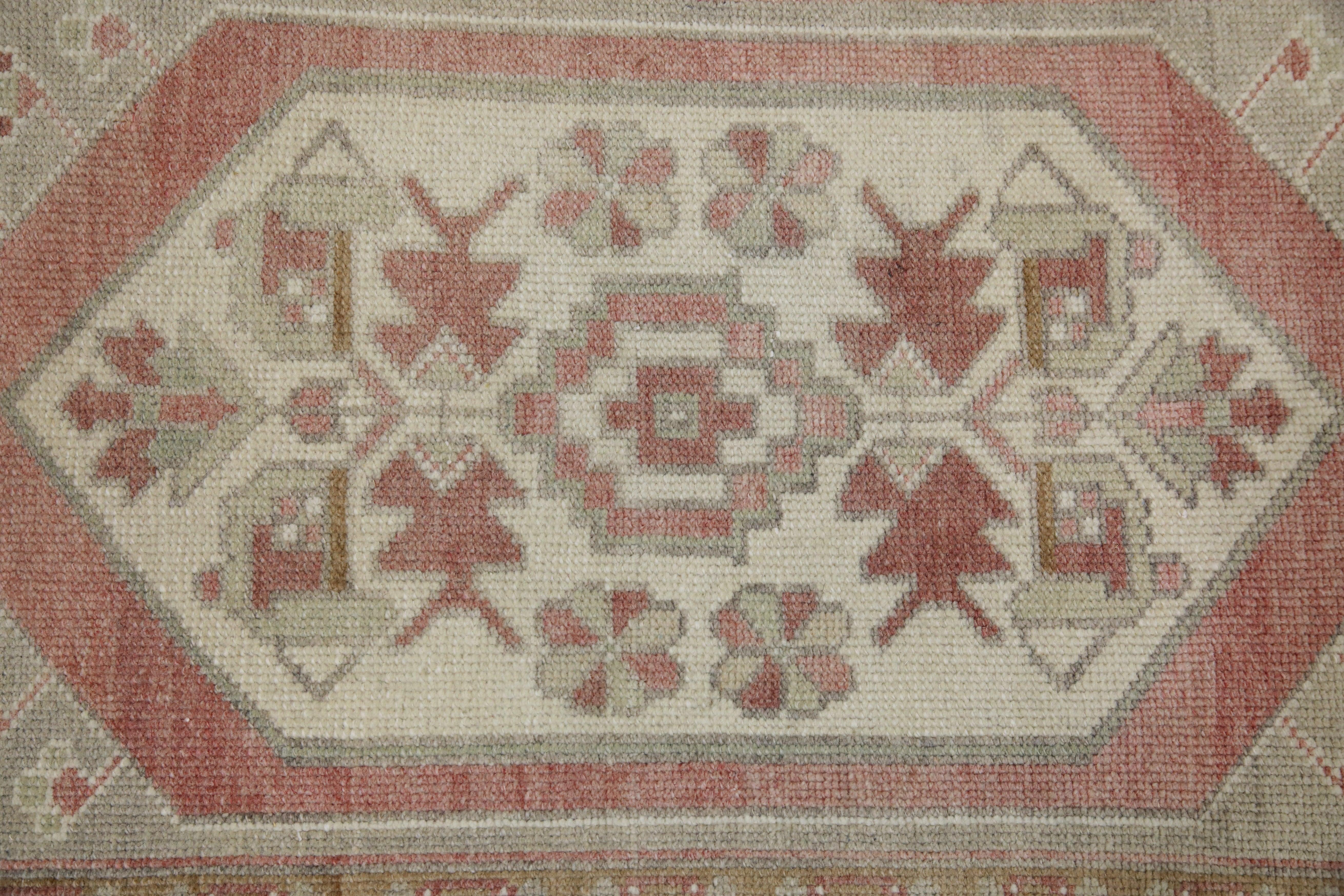 Oriental Hand Knotted Vintage Turkish Mini Rug 1'7