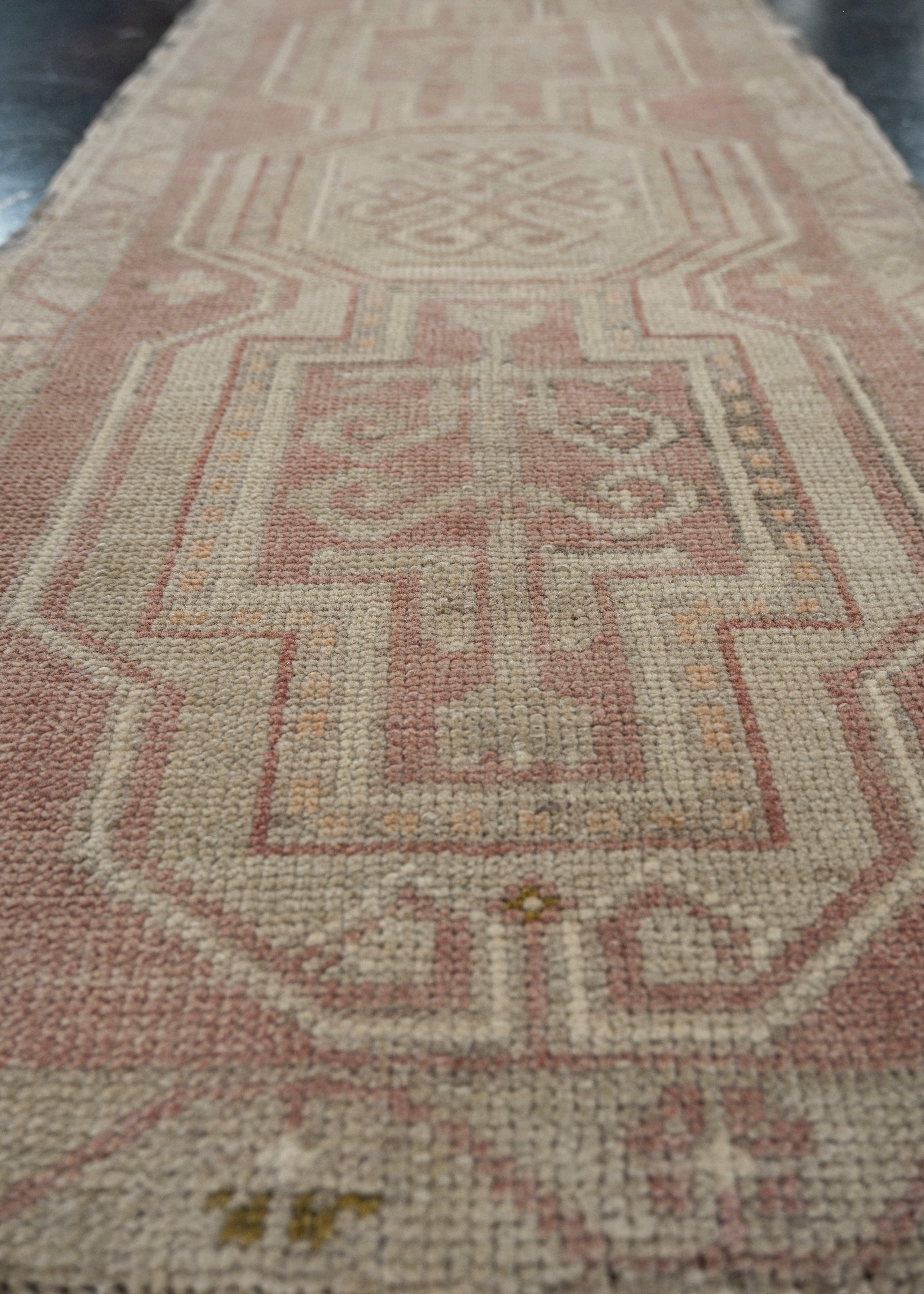 Turco Oriental Hand Knots Rugs Vintage Turkish Mini Rug 1'7