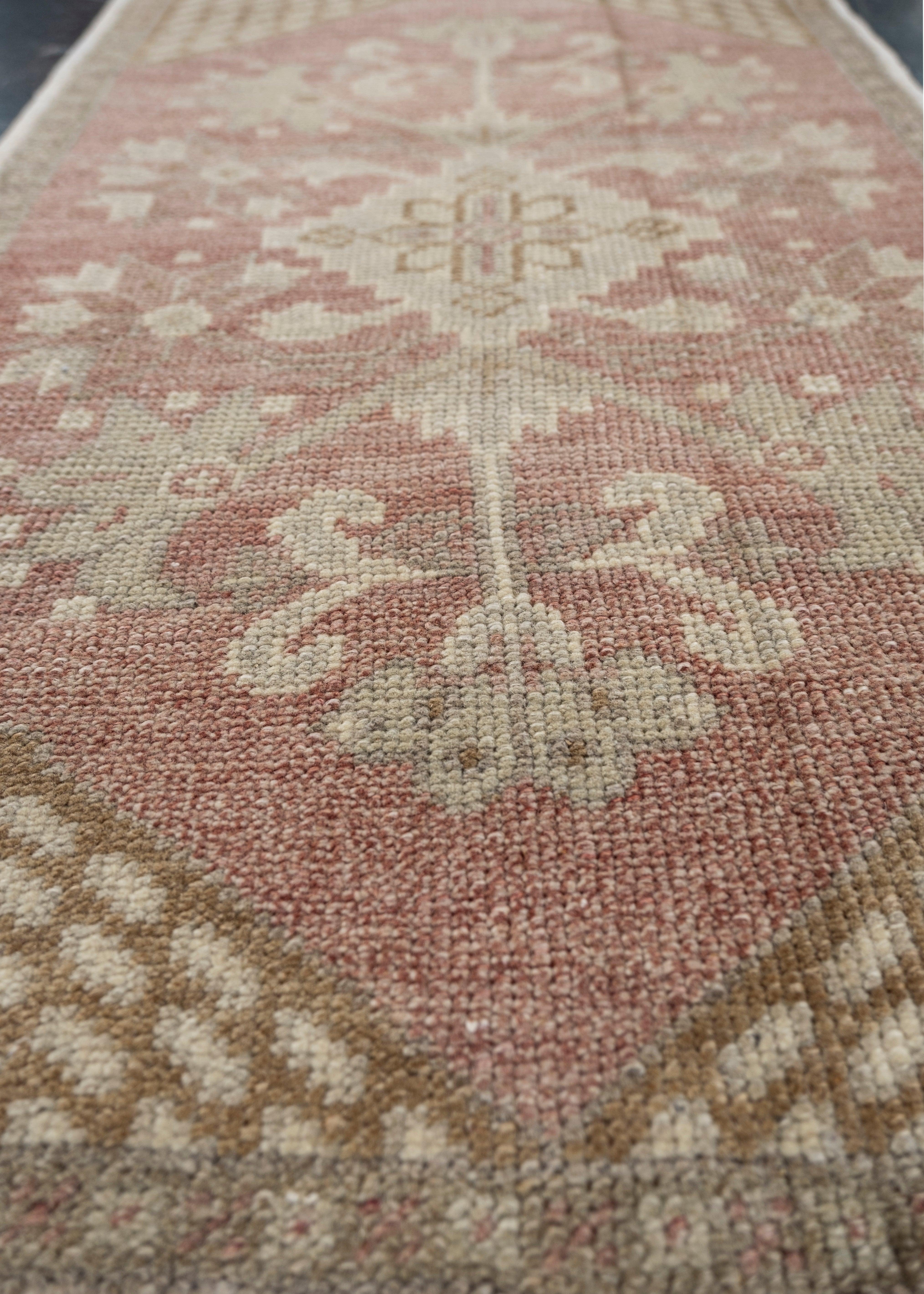 Turco Oriental Hand Knots Rugs Vintage Turkish Mini Rug 1'8