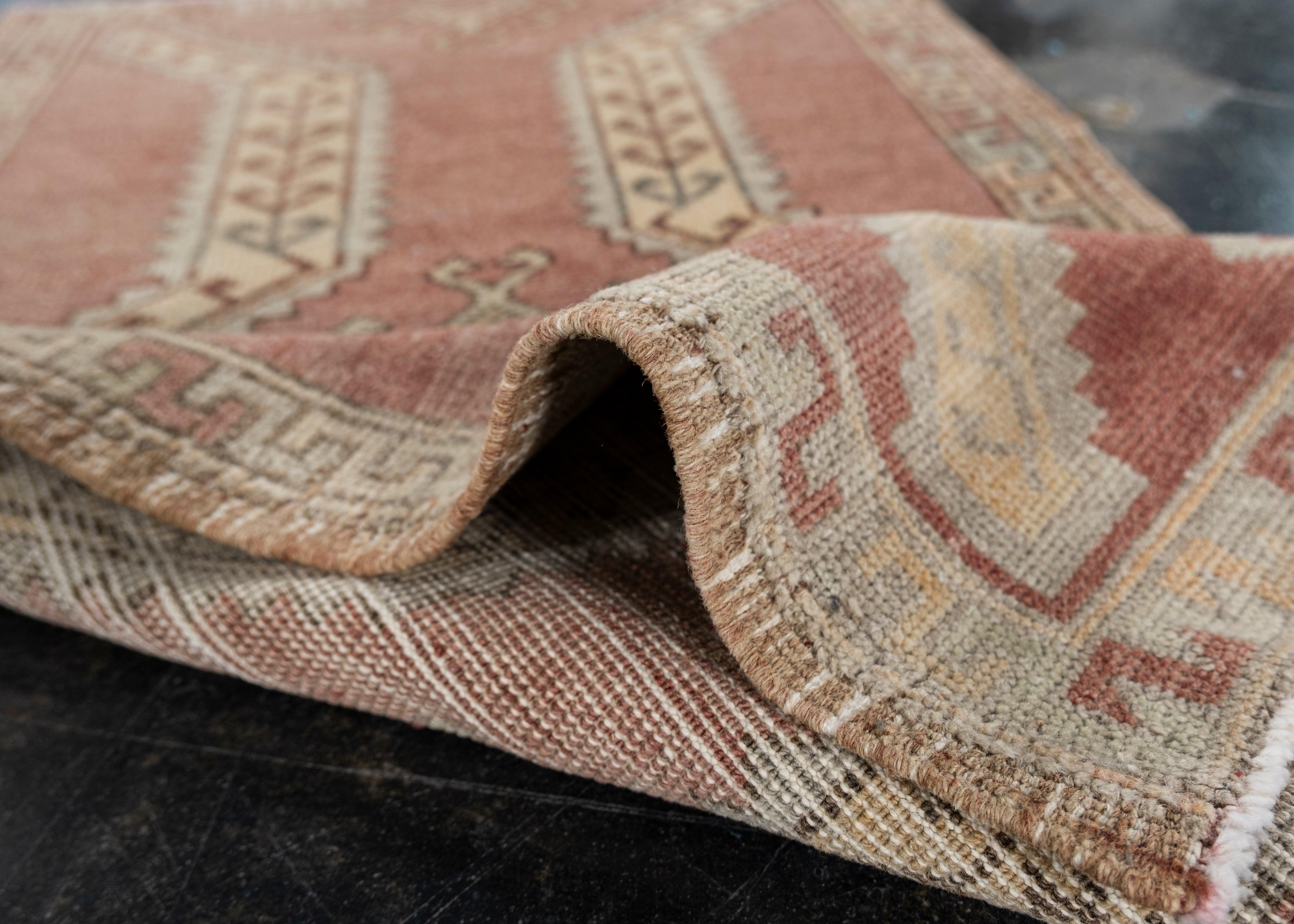 Orientalischer handgeknüpfter türkischer Vintage-Miniteppich 1'8