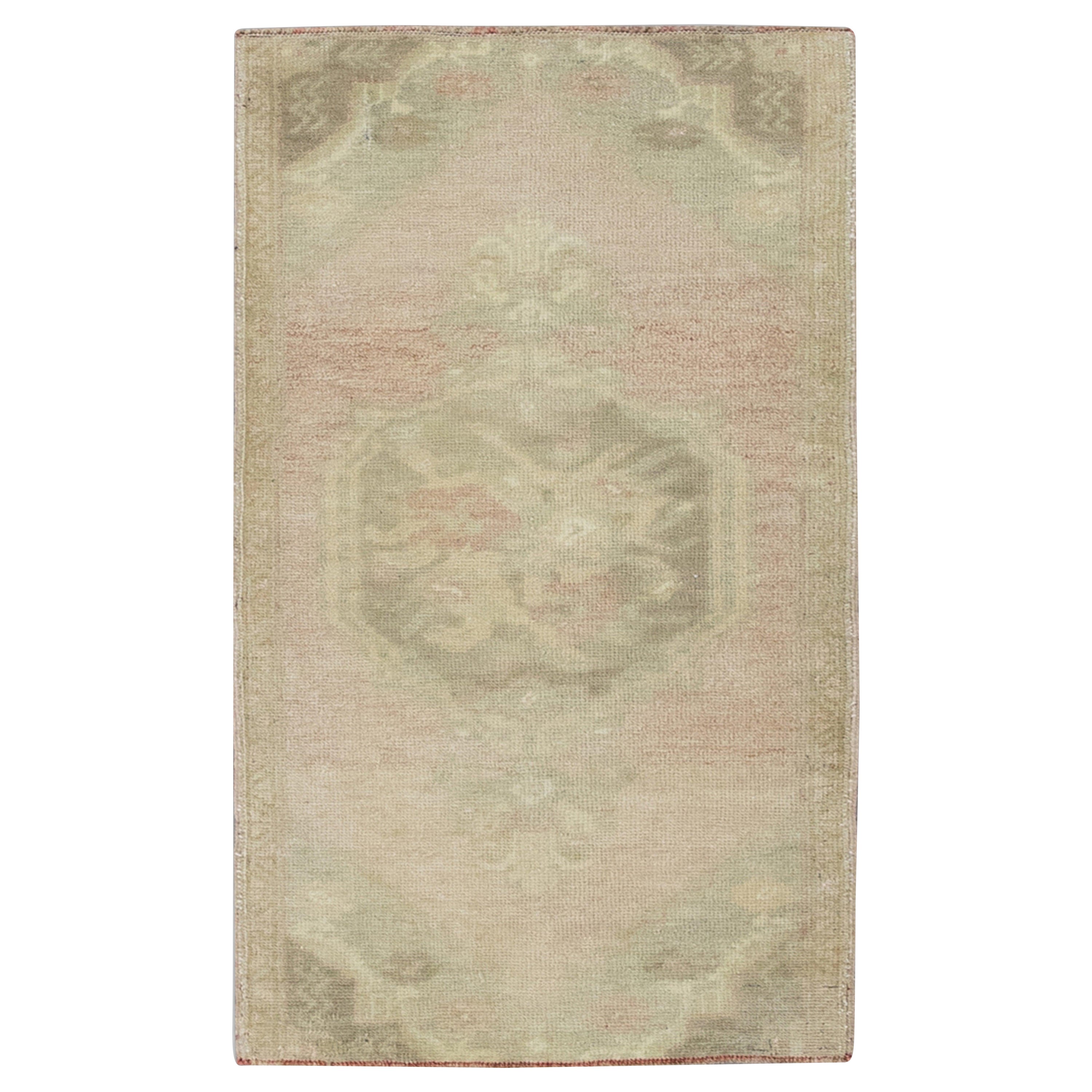 Mini tapis turc vintage noué à la main 1'8" x 3' n°8517