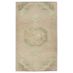 Mini tapis turc vintage noué à la main 1'8" x 3' n°8517