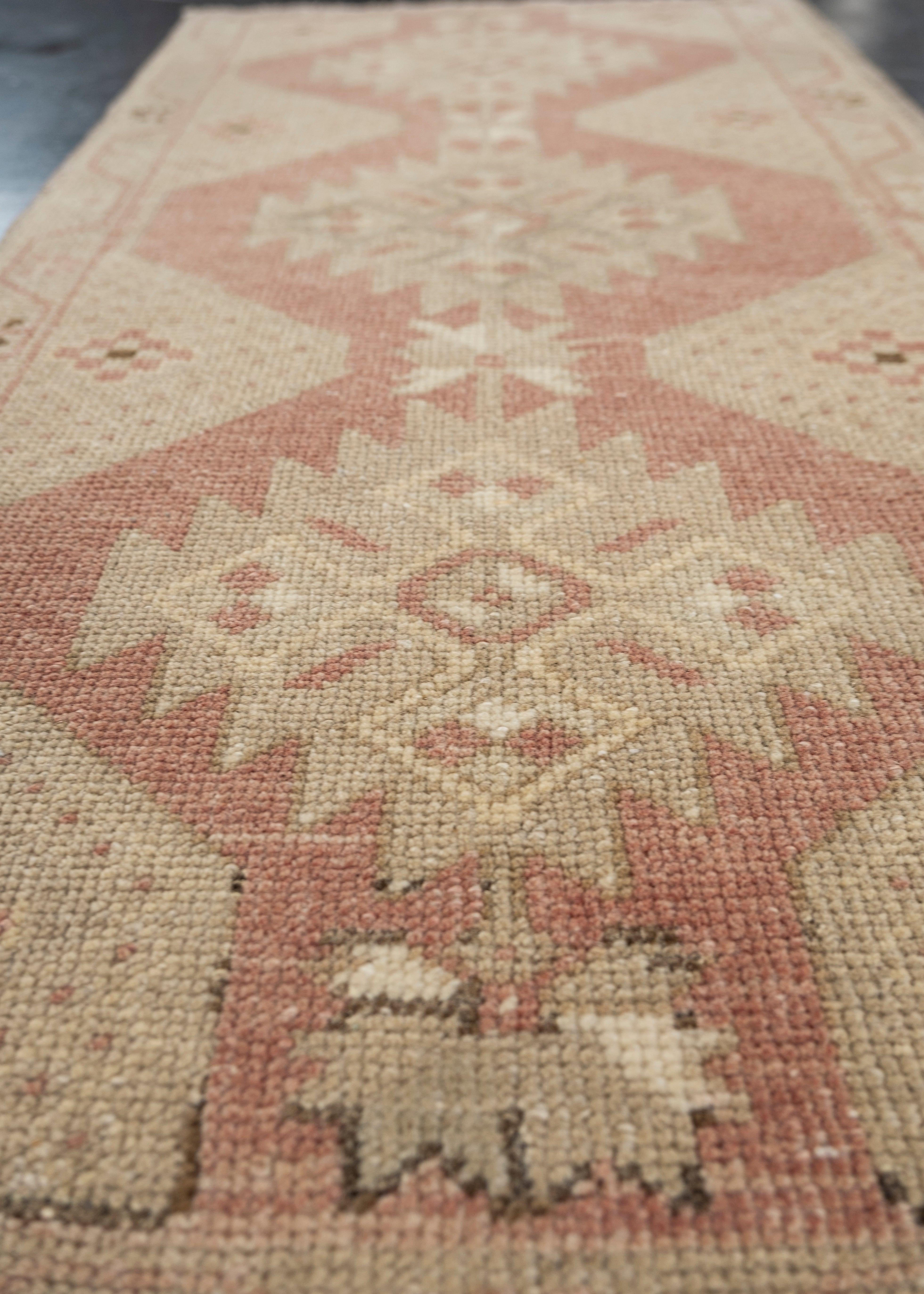 Orientalischer handgeknüpfter türkischer Vintage-Miniteppich 1'8