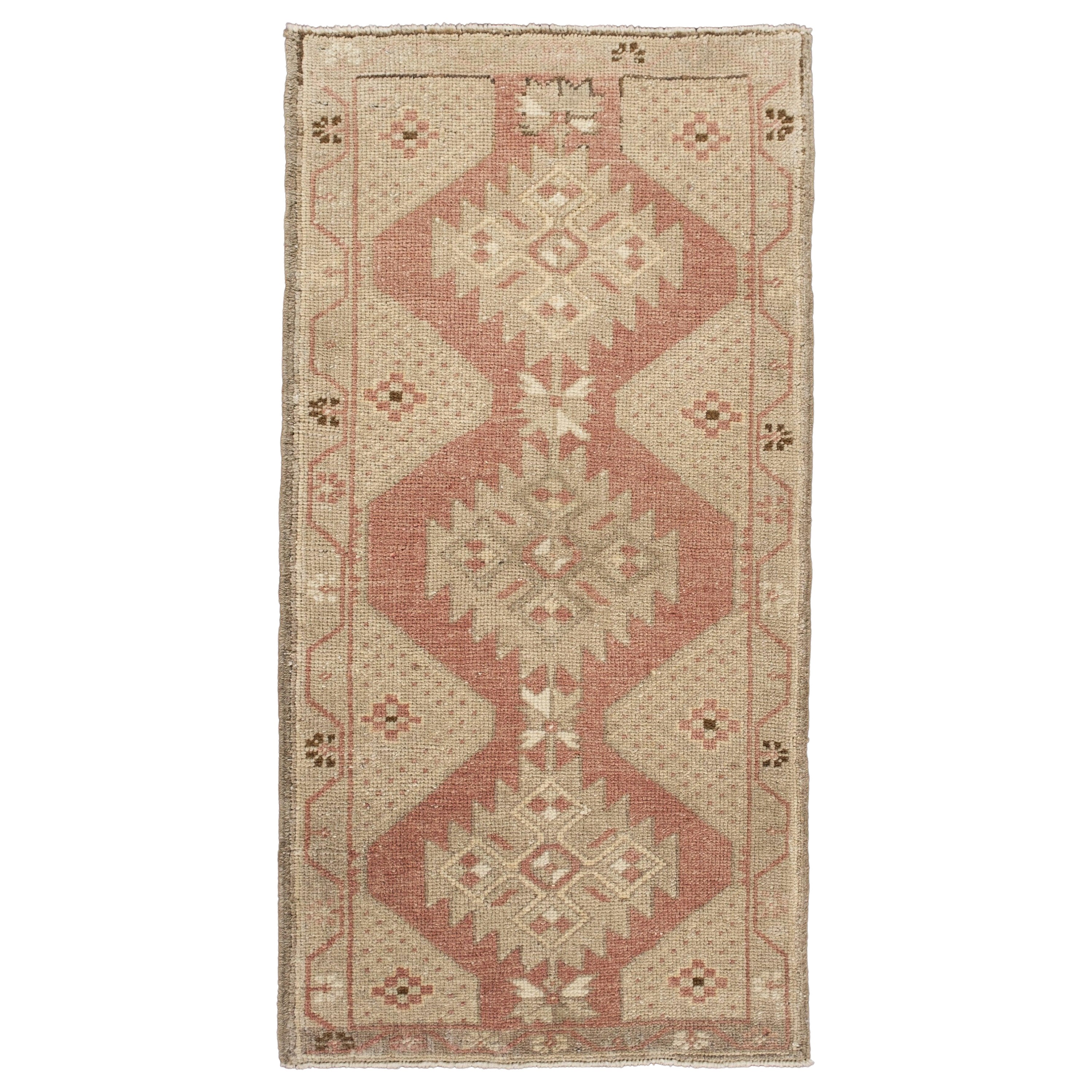 Orientalischer handgeknüpfter türkischer Vintage-Miniteppich 1'8" x 3'2" #10638