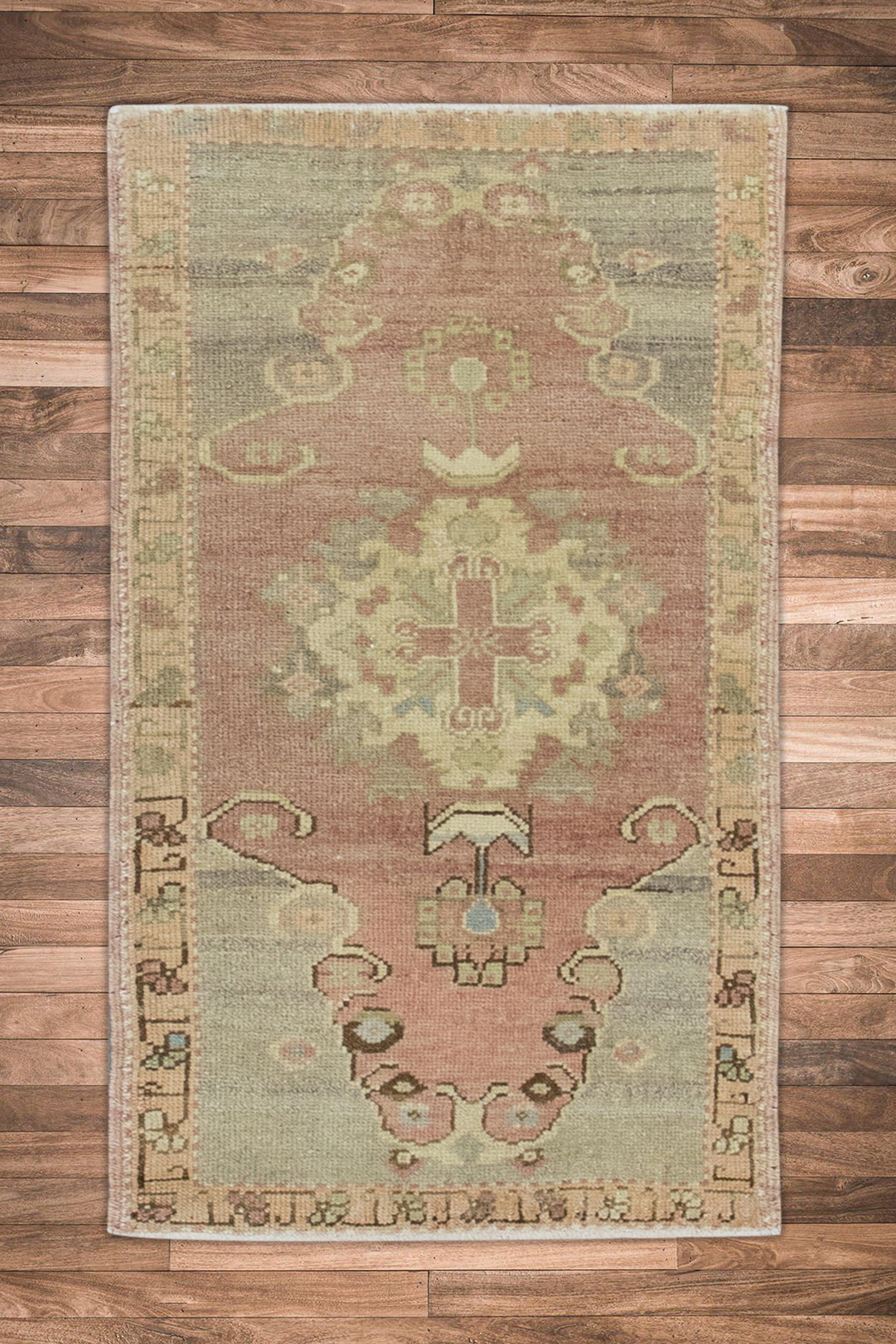 Annodato a mano Oriental Hand Knots Rugs Vintage Turkish Mini Rug 1'8