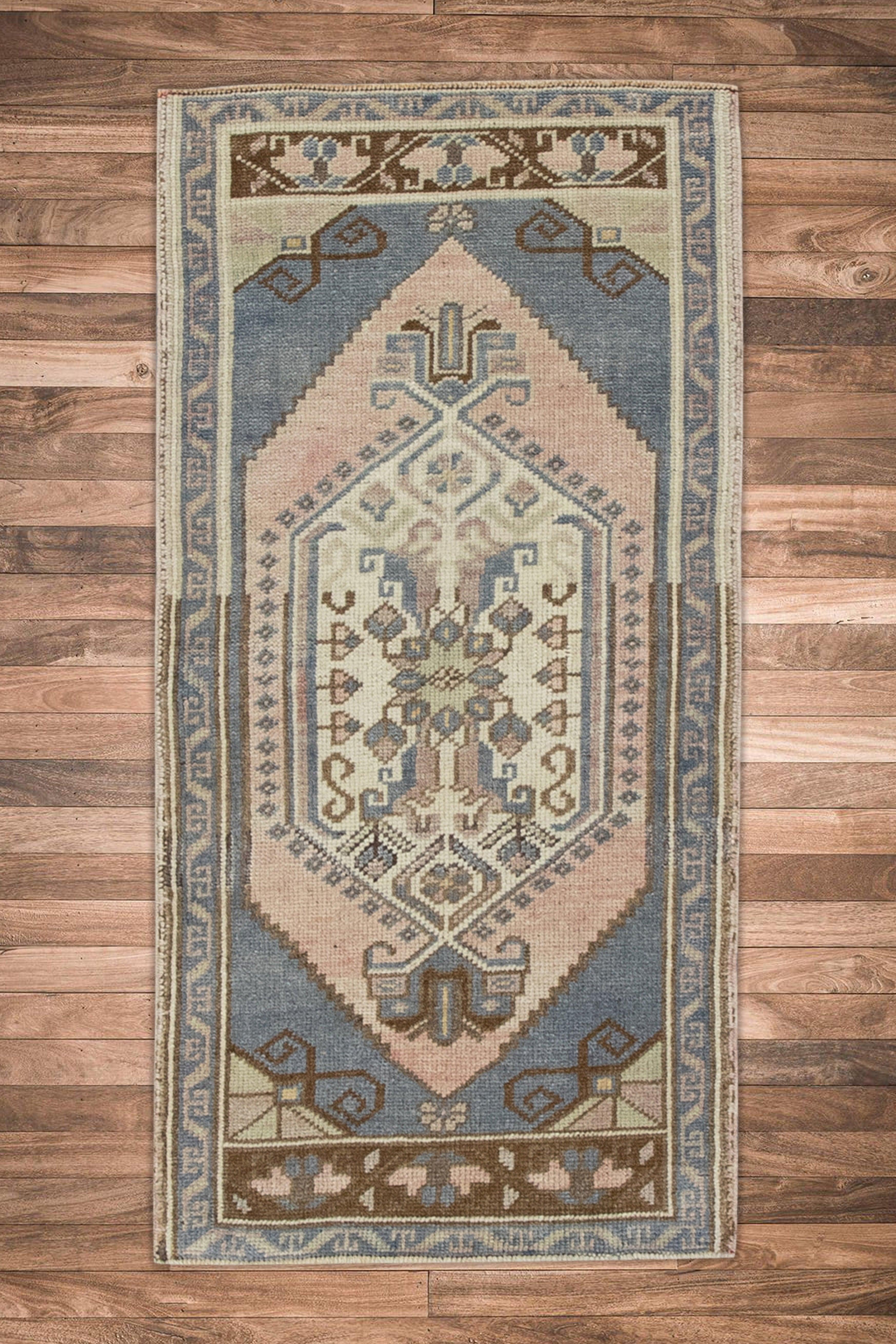 Orientalischer handgeknüpfter türkischer Vintage-Miniteppich 1'8