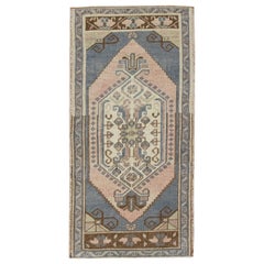 Orientalischer handgeknüpfter türkischer Vintage-Miniteppich 1'8" x 3'3" #8678