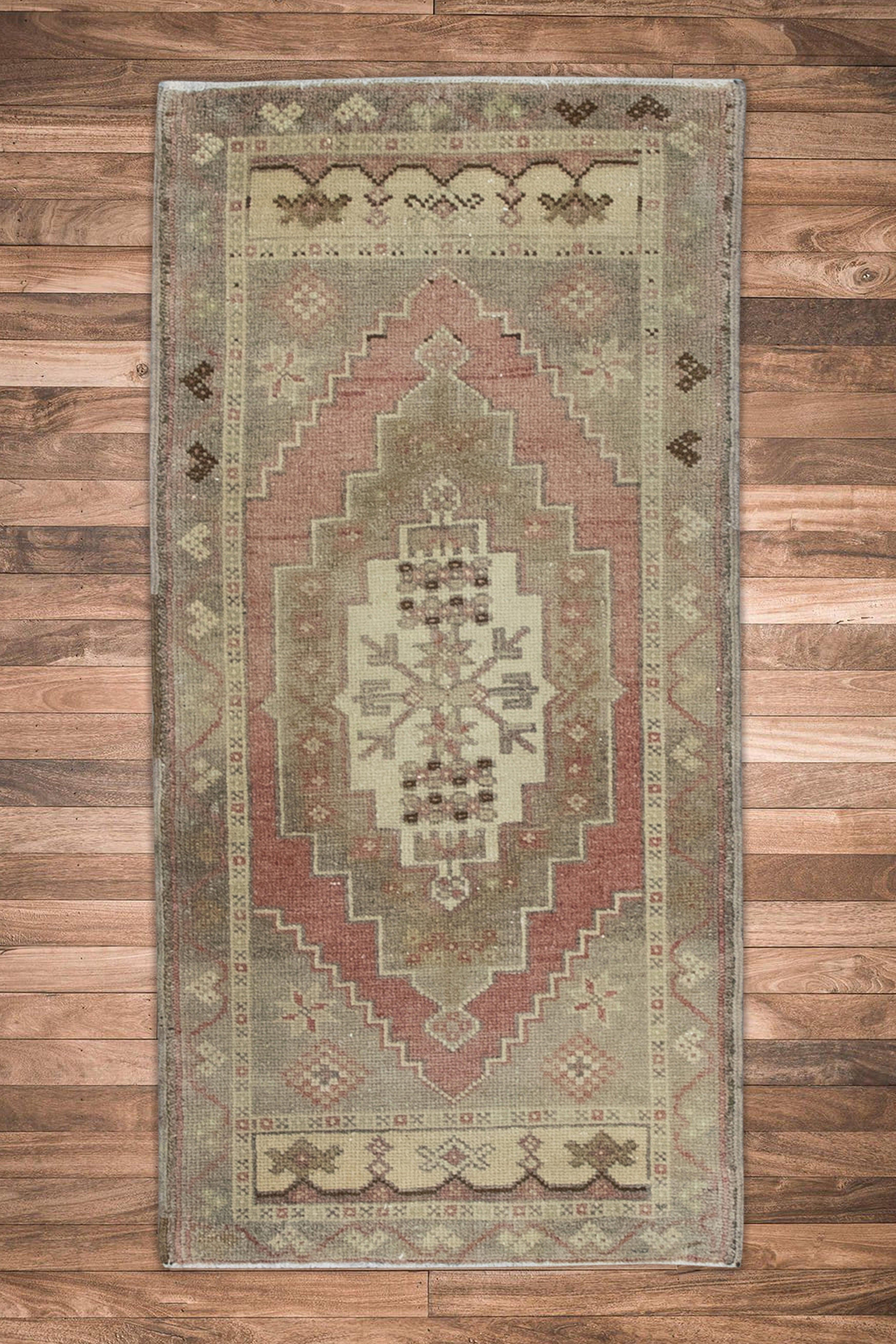 Oriental Hand Knotted Vintage Turkish Mini Rug 1'8