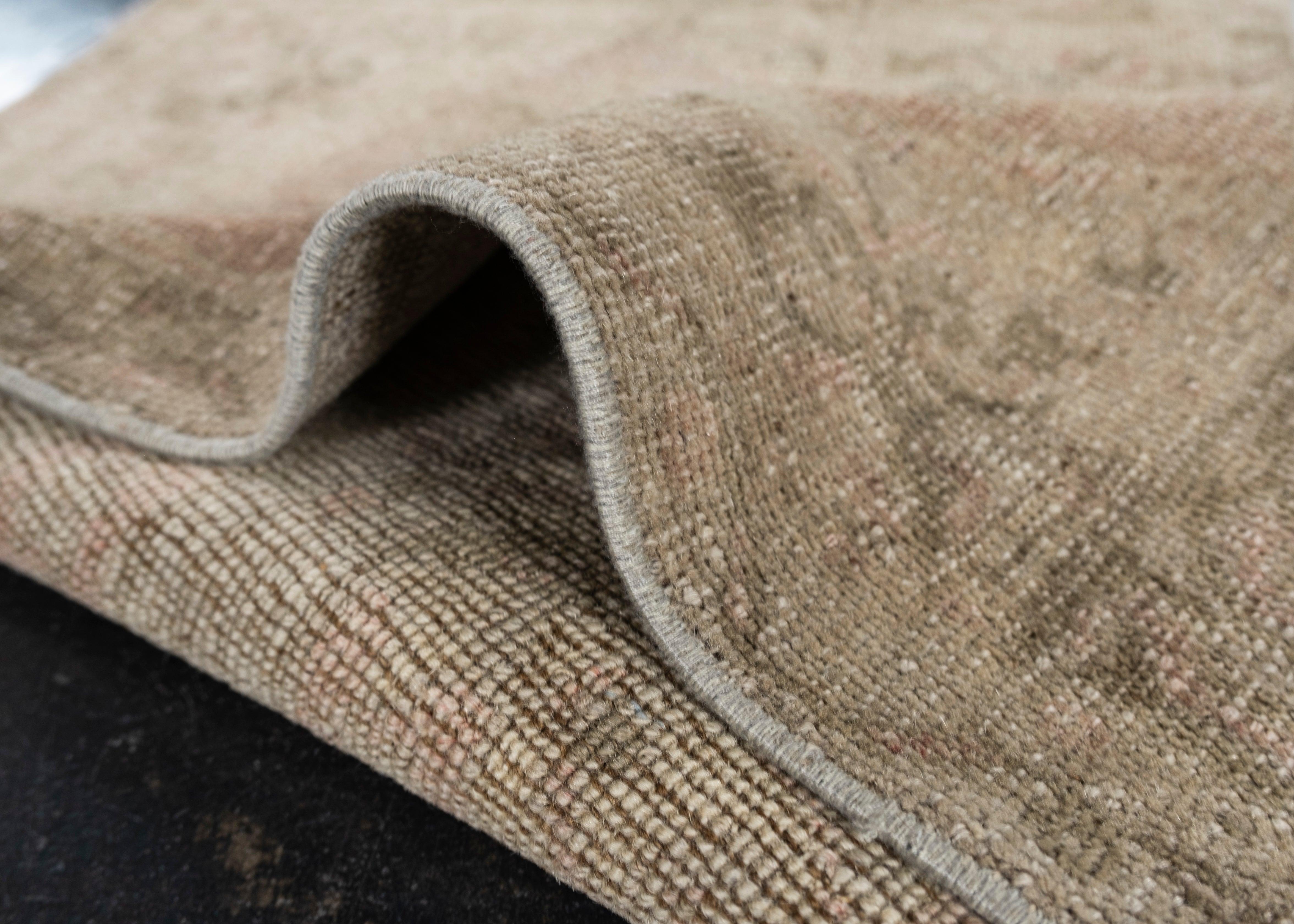 Mini Alfombra Turca Vintage Oriental Anudada a Mano 1'8