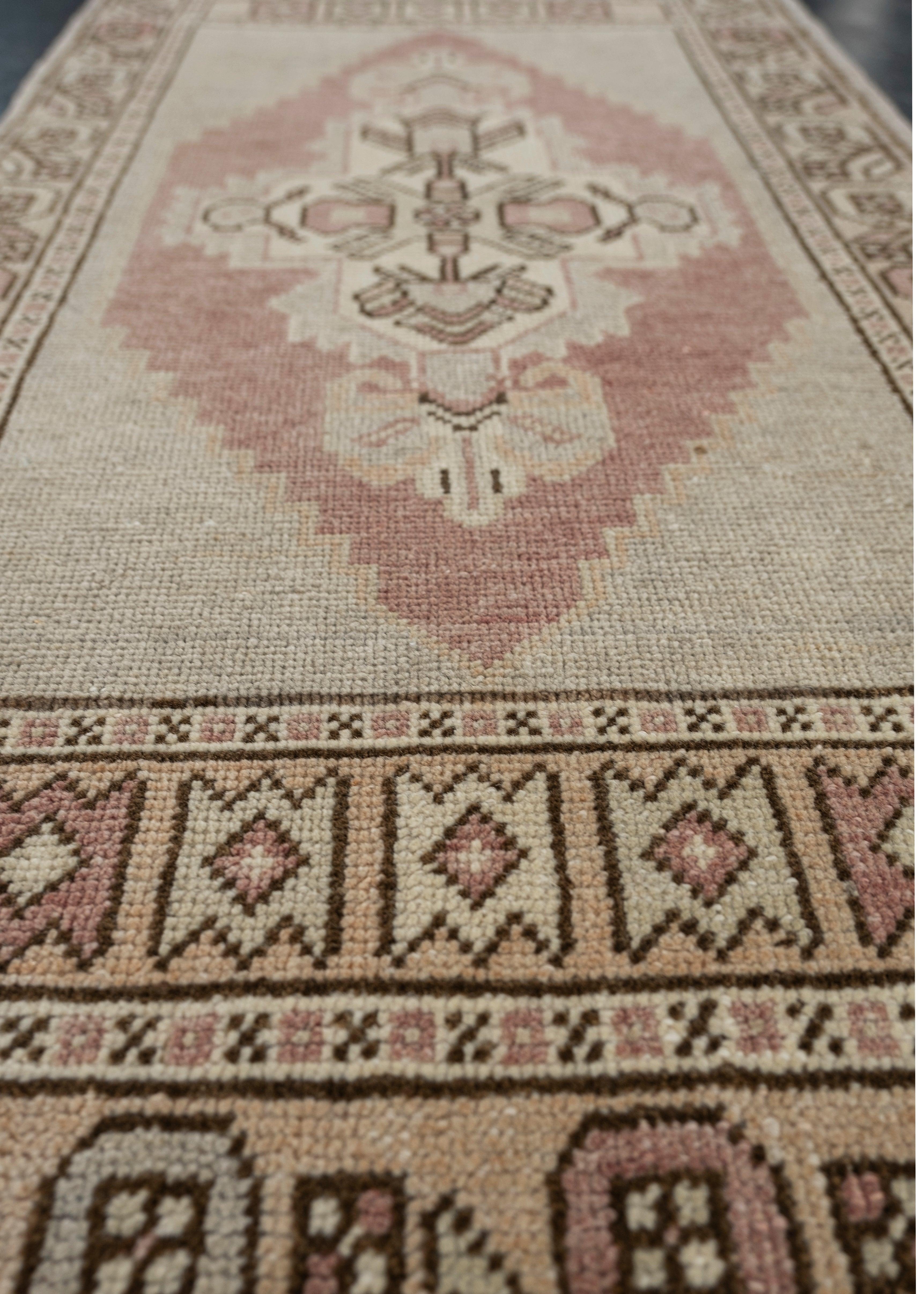 Mini Alfombra Turca Vintage Oriental Anudada a Mano 1'8