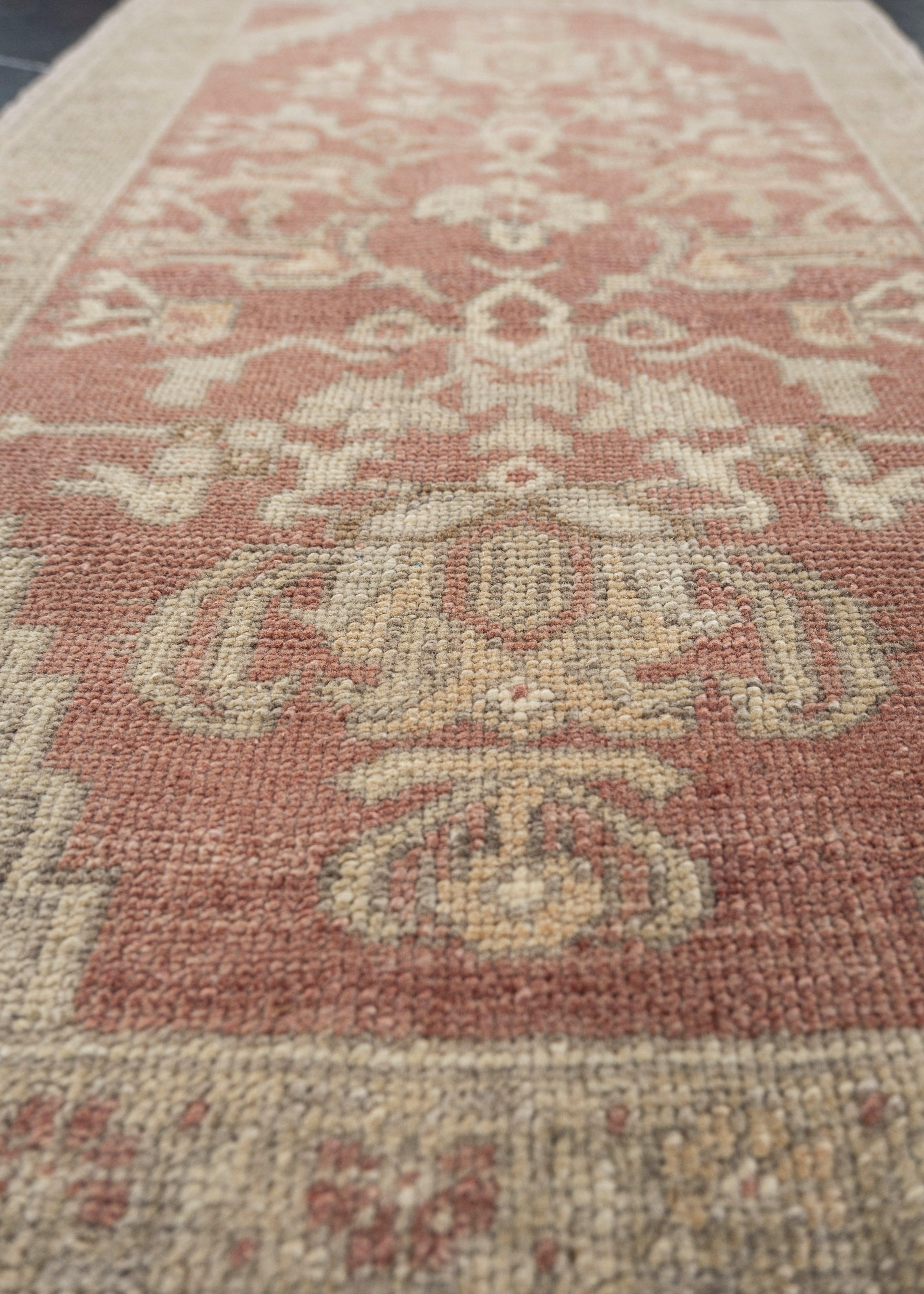 Turco Oriental Hand Knots Rugs Vintage Turkish Mini Rug 1'9