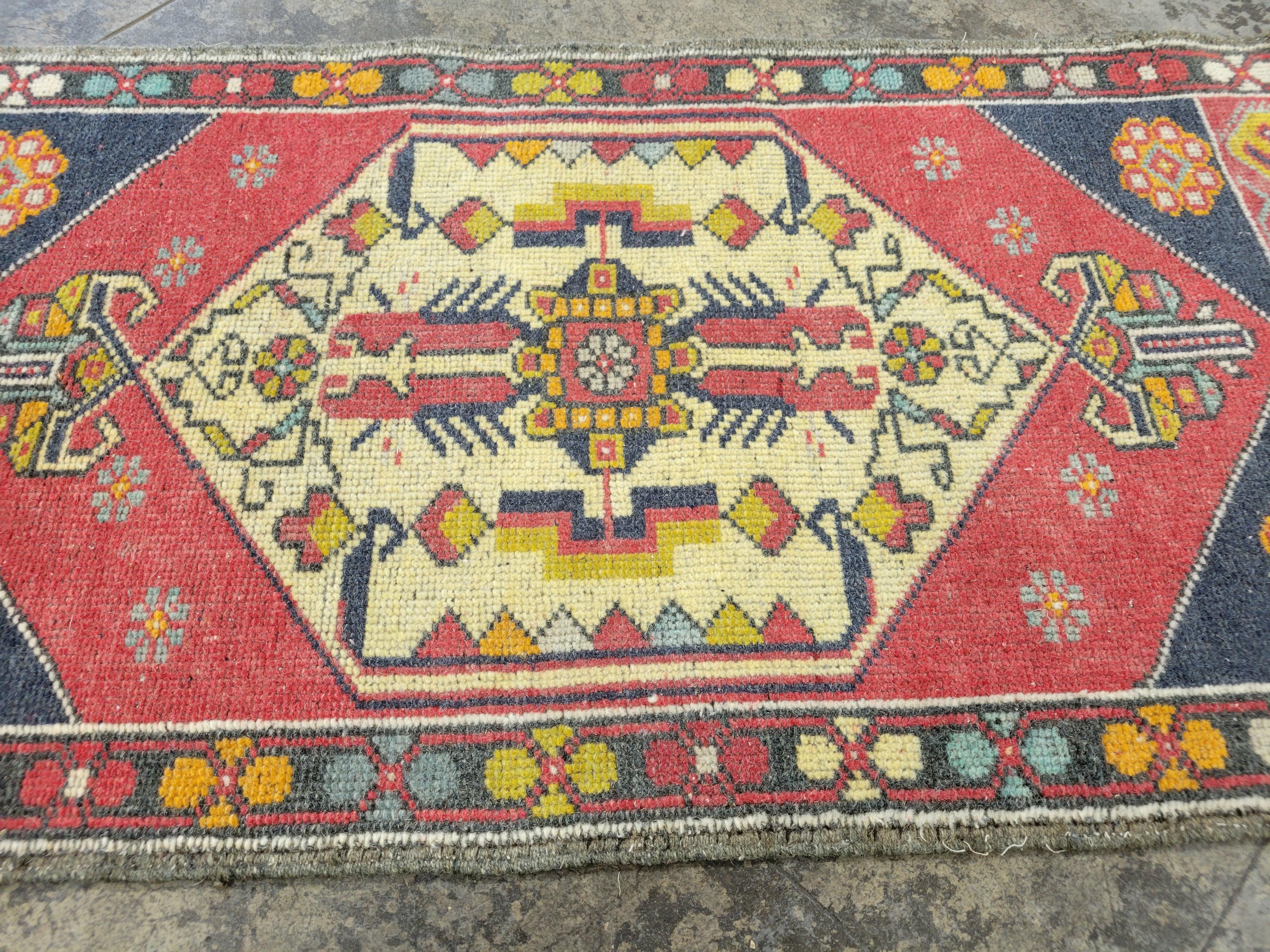 Oriental Hand Knotted Vintage Turkish Mini Rug 1'9